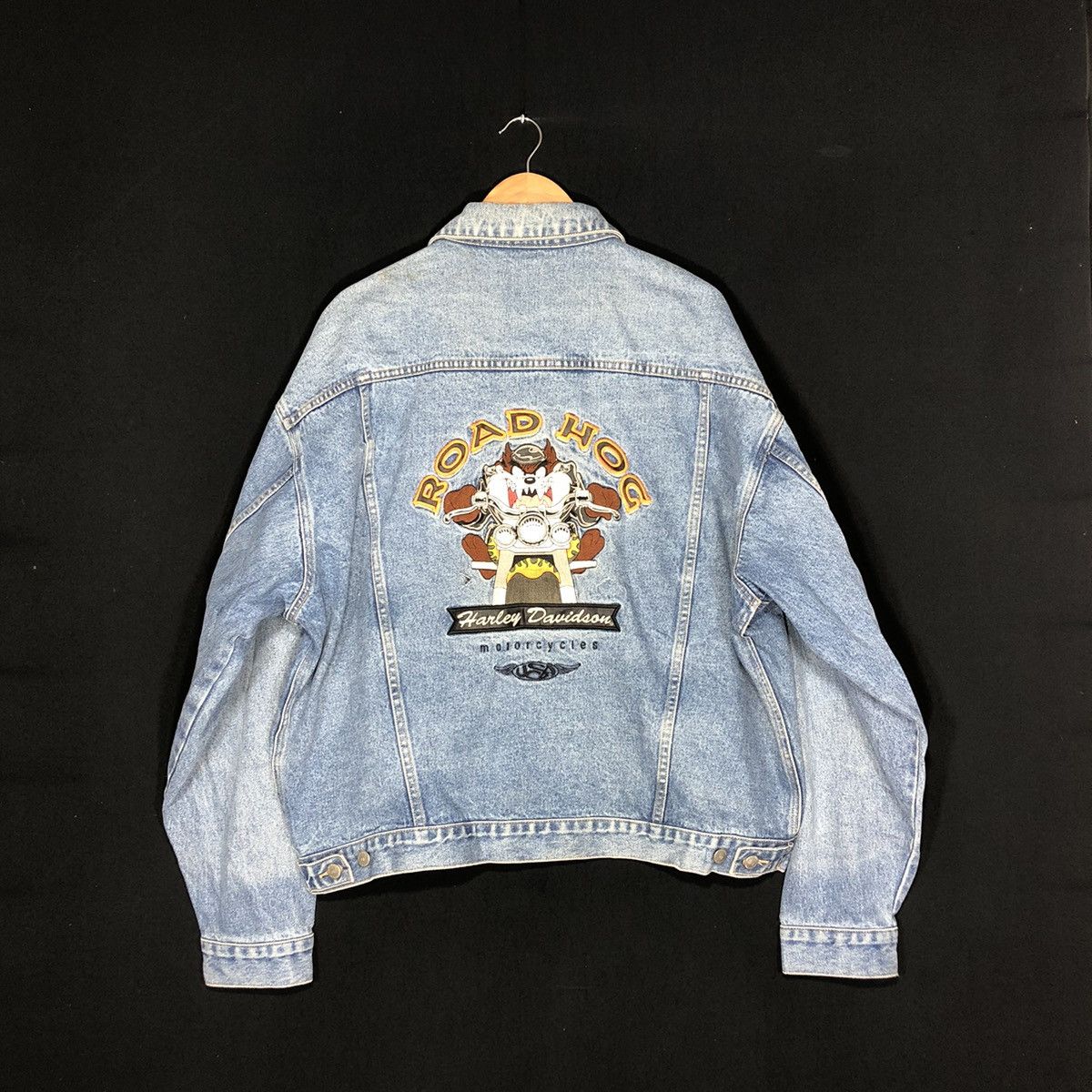 Harley Davidson × Vintage × Warner Bros Harley Davidson Motorcycle Warner Bros 2000 Trucker Jacket Size US XL / EU 56 / 4 - 2 Thumbnail