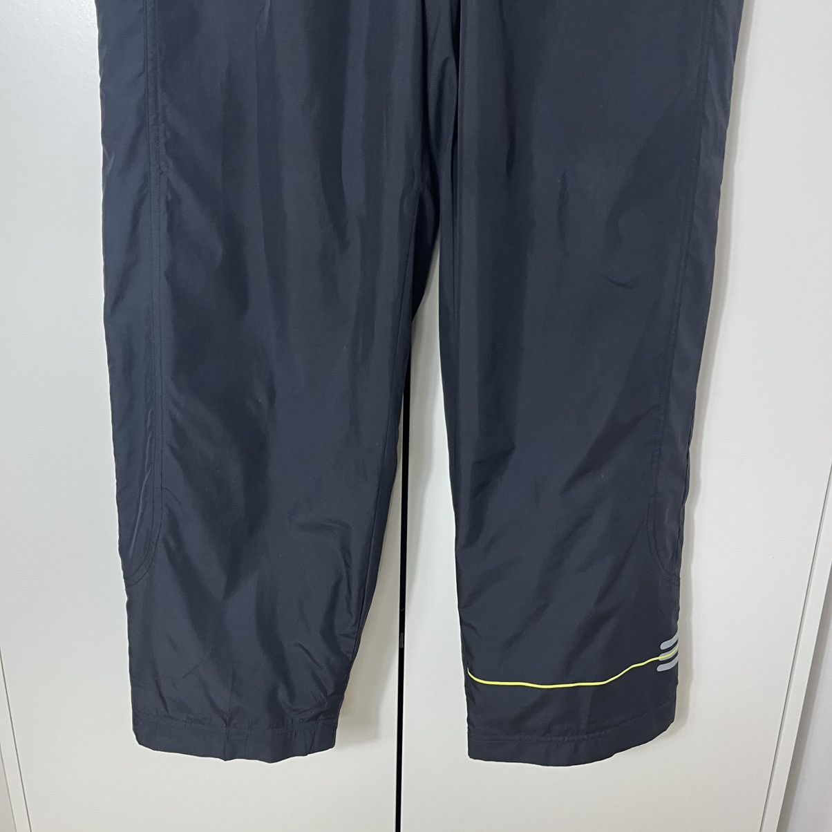 Adidas Vintage Adidas Nylon Track Pants Streetwear Y2K Size US 34 / EU 50 - 3 Thumbnail