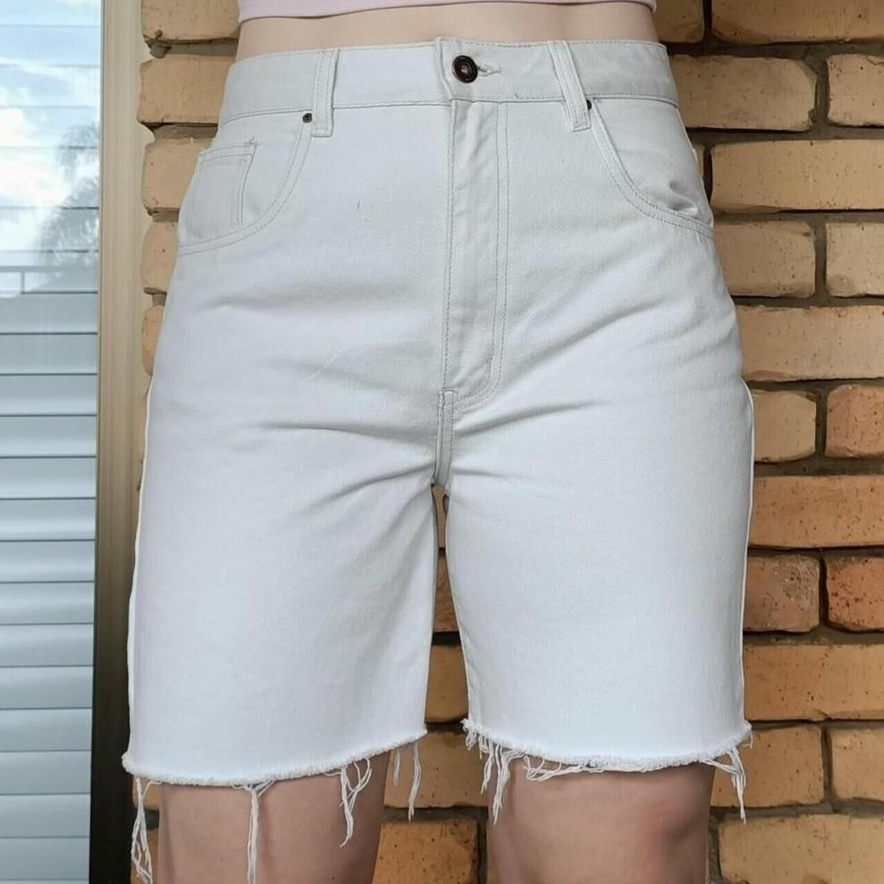 Cotton On Cotton On Shorts Denim High Waisted Bermuda Distressed Size 30" / US 8 / IT 44 - 1 Thumbnail