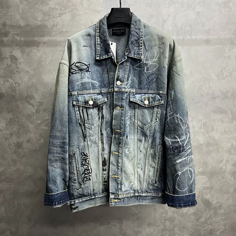 Balenciaga Balenciaga latest blue hand-painted printed logo denim jack Size US S / EU 44-46 / 1 - 1 Thumbnail