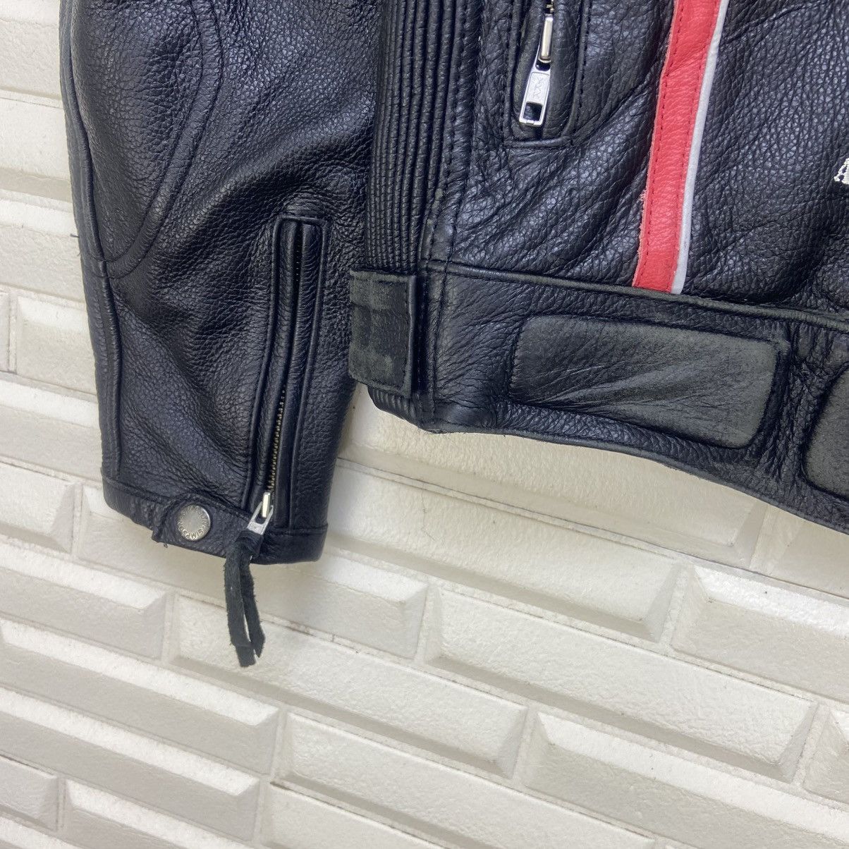 Other Simpson Racing North Carolina U.S.A Leather Biker Jacket Size US S / EU 44-46 / 1 - 19 Thumbnail