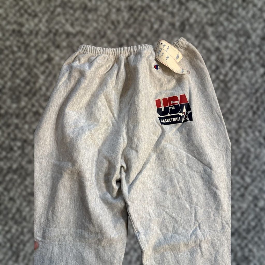 Champion VINTAGE Champion Reverse Weave Sweatpants Sz L USA Basketball 1989 DEADSTOCK NWT Size US 33 - 1 Thumbnail