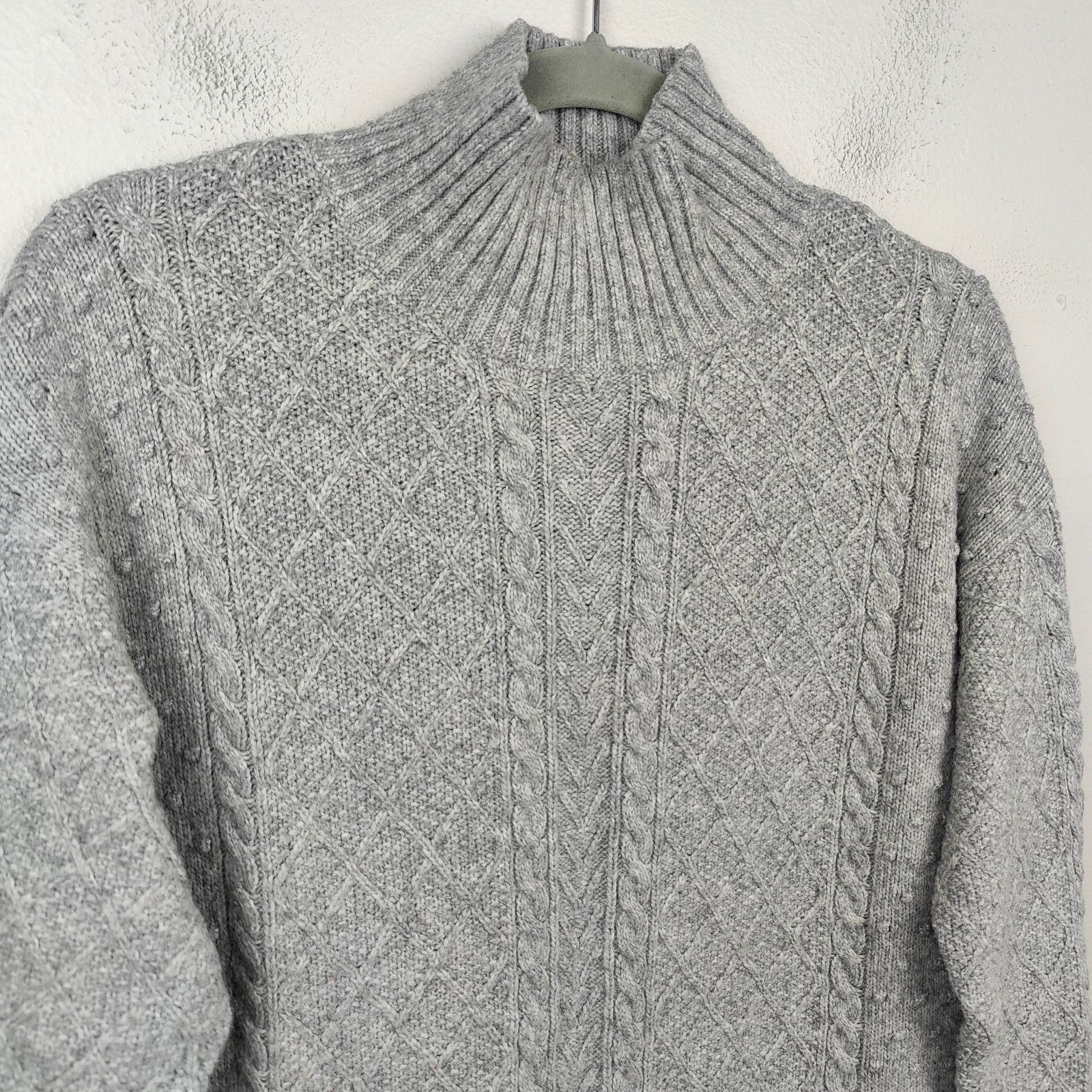Other Ann Taylor Cableknit Sweater Womens Medium Gray Size M / US 6-8 / IT 42-44 - 2 Thumbnail
