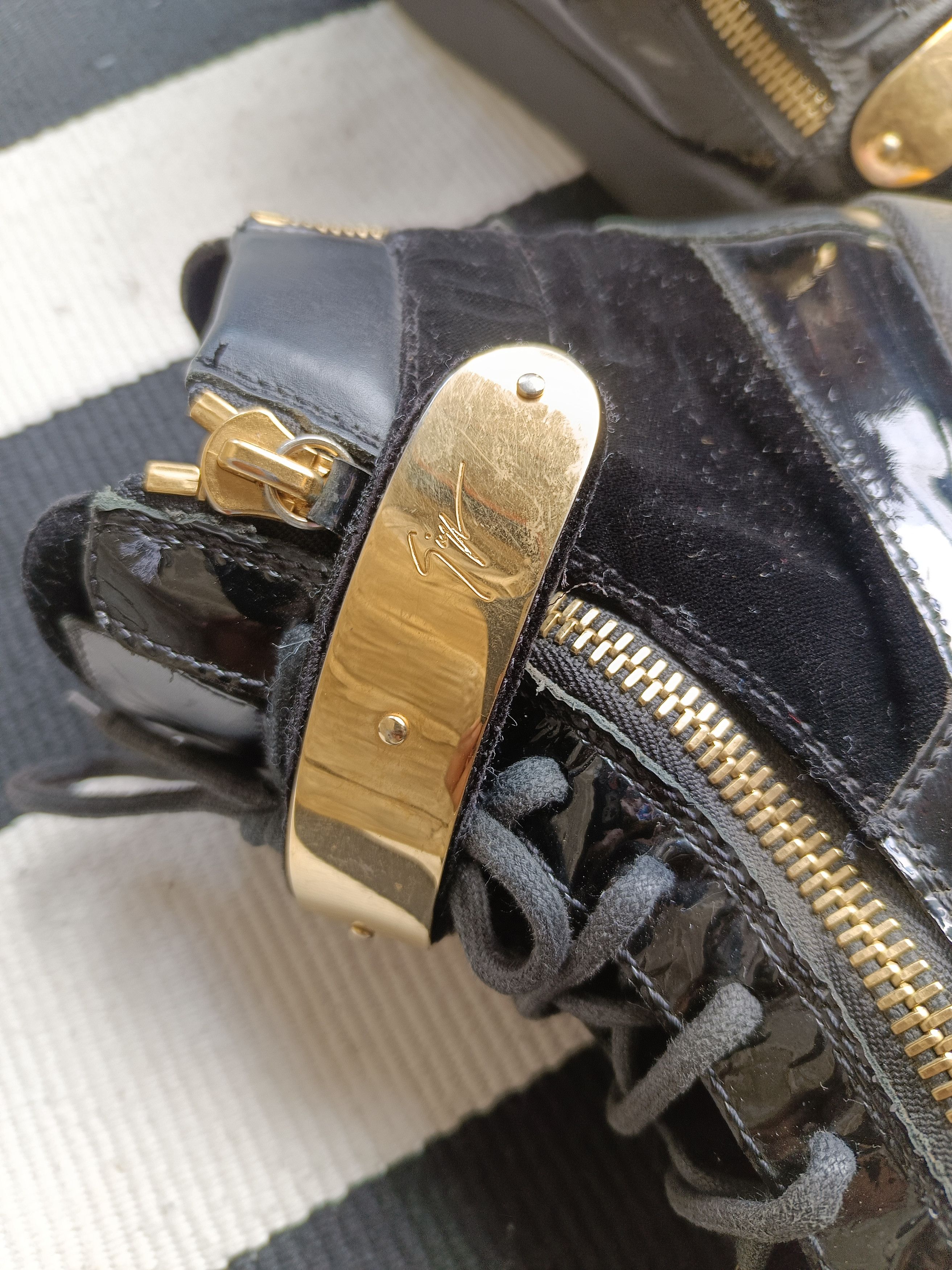 Giuseppe Zanotti Giuseppe Zanotti Gold Strap Velvet High Top Sneakers Size US 8.5 / EU 41-42 - 17 Thumbnail