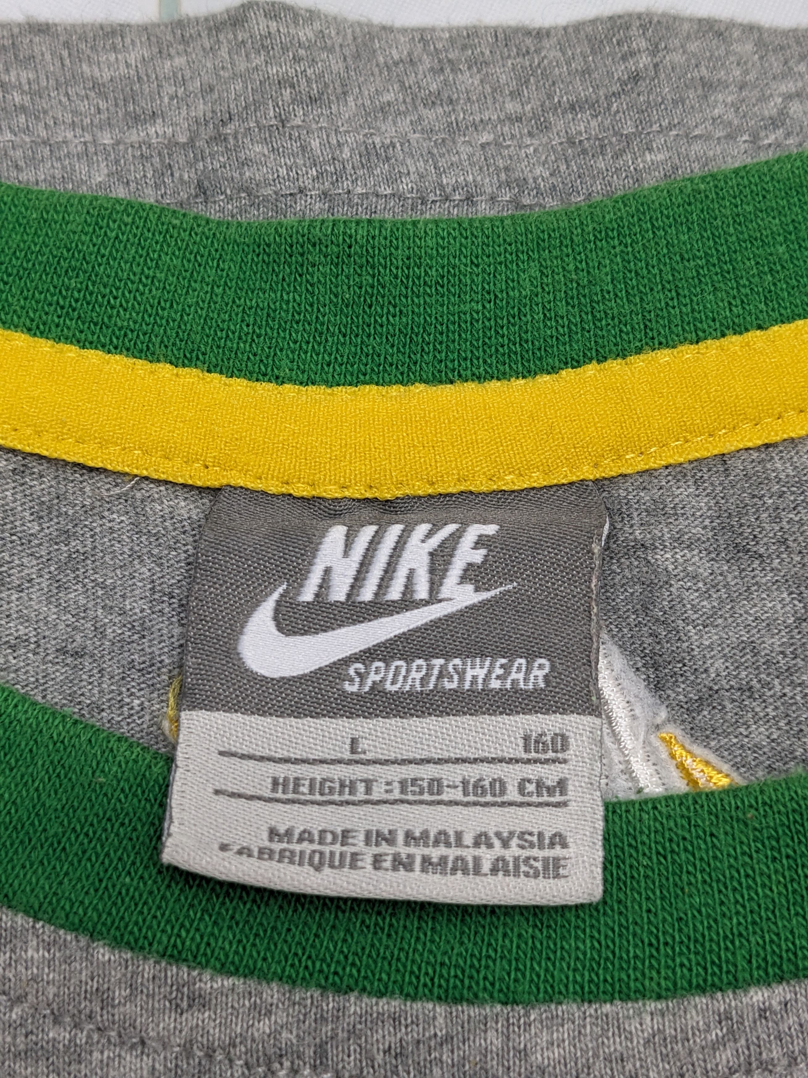 Nike VINTAGE NIKE TSHIRT Size US L / EU 52-54 / 3 - 9 Thumbnail