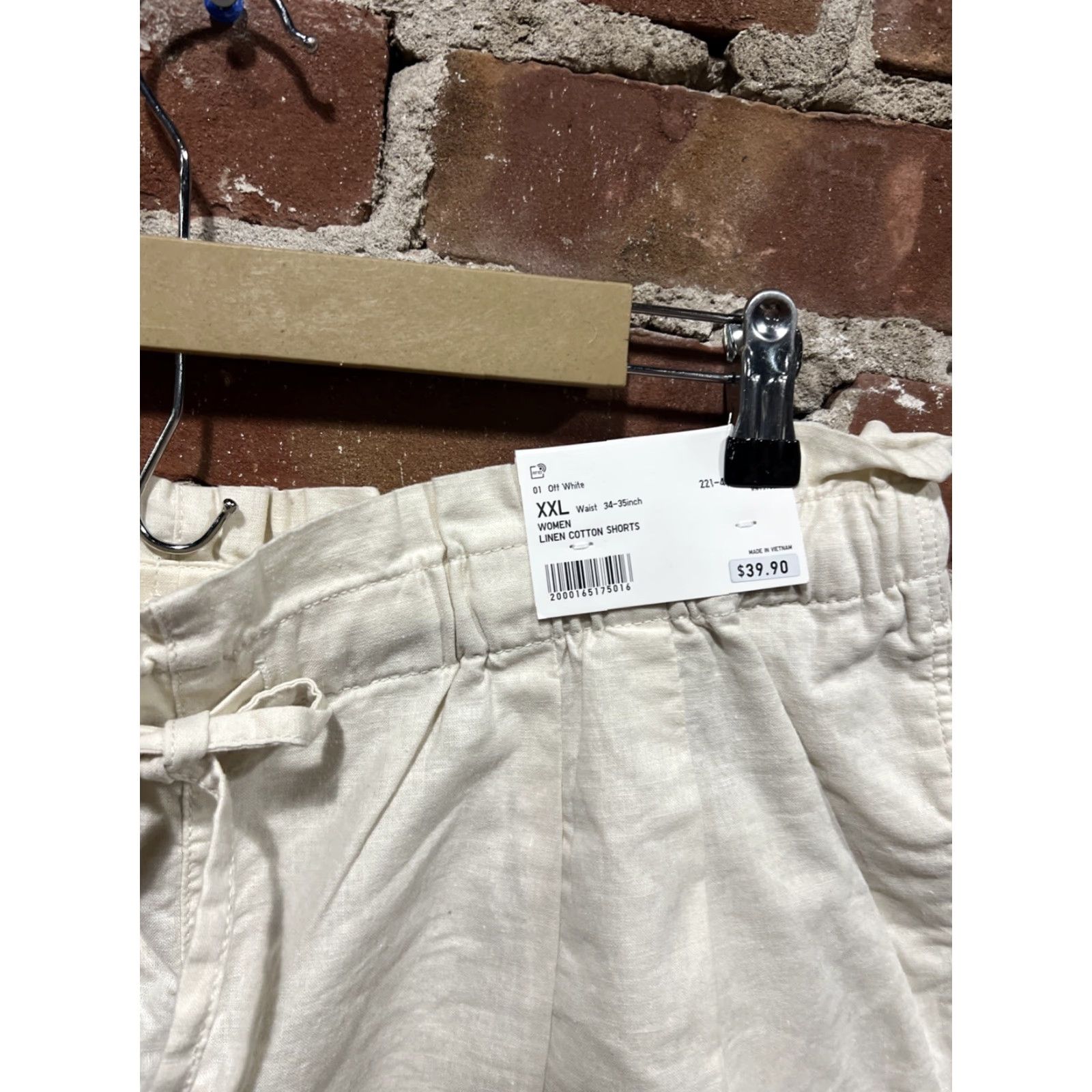Uniqlo Uniqlo Shorts 2XL White Cotton Linen Polyester Paperbag Solid Pockets Casual Travel Outdoor Womens Size 40" / US 18 - 2 Thumbnail