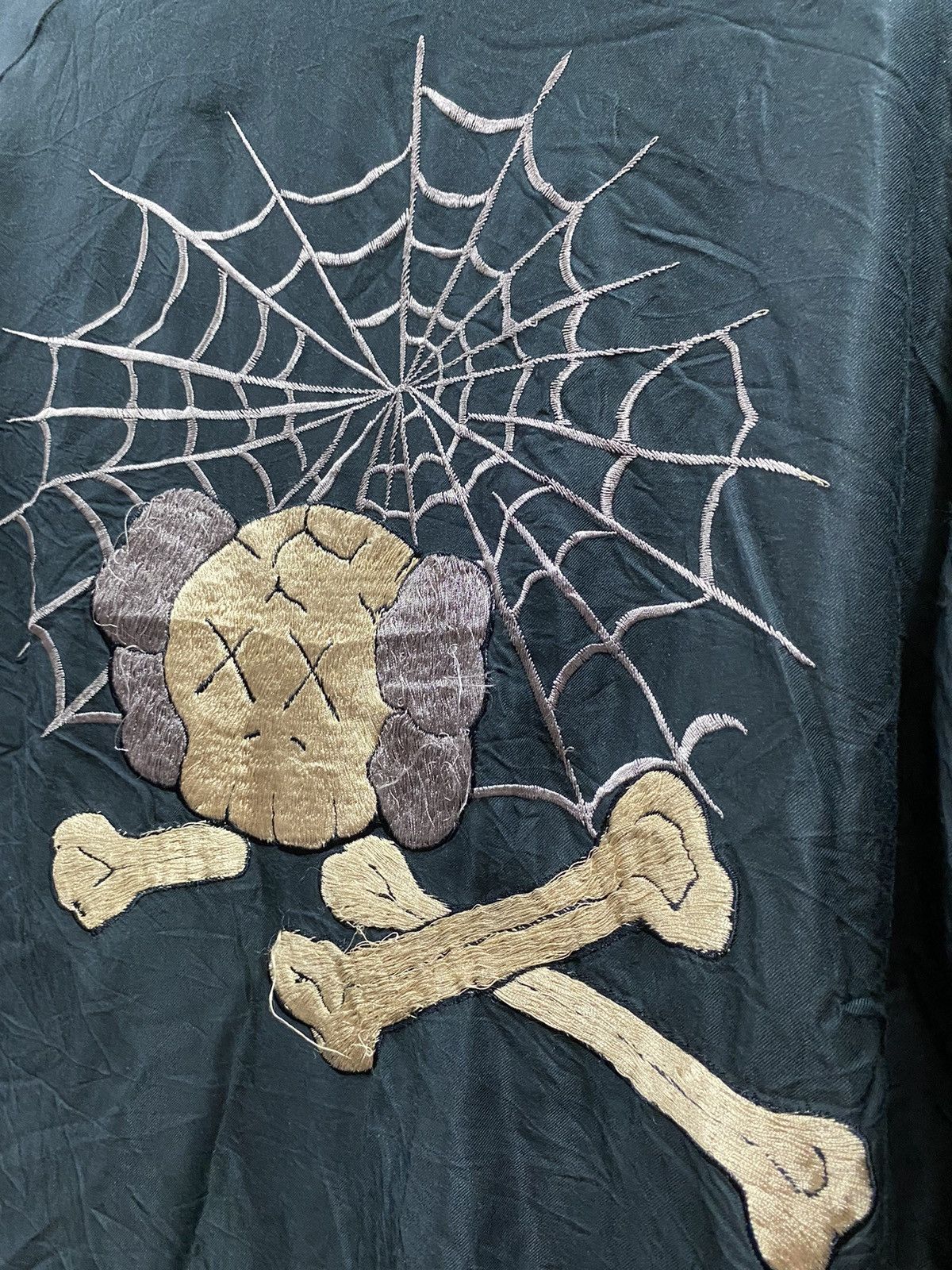 Japanese Brand × Kaws × Original Fake ORIGINAL FAKE KAWS RIVERSIBLE EMBROIDERY Size US M / EU 48-50 / 2 - 3 Thumbnail
