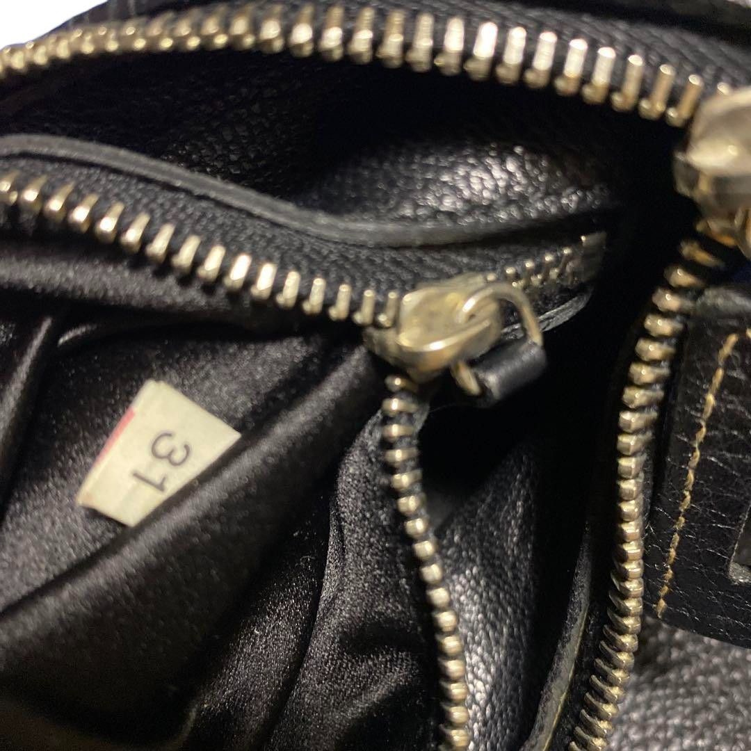 Prada - Black Leather One Shoulder Bag Handbag 00s Y2K