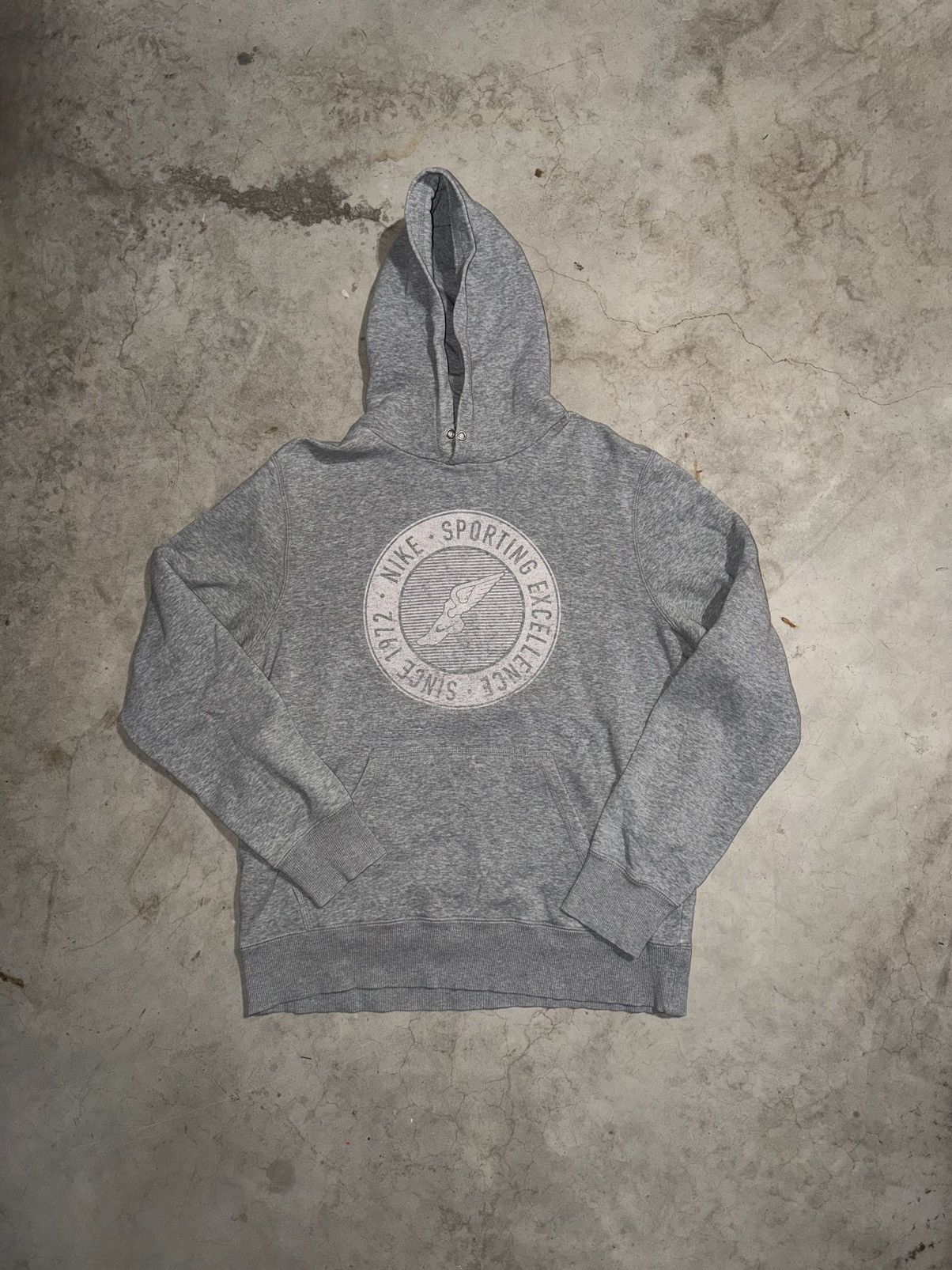 Nike Vintage Y2K Nike Sporting Excellence Graphic Pullover Hoodie Size US L / EU 52-54 / 3 - 1 Thumbnail