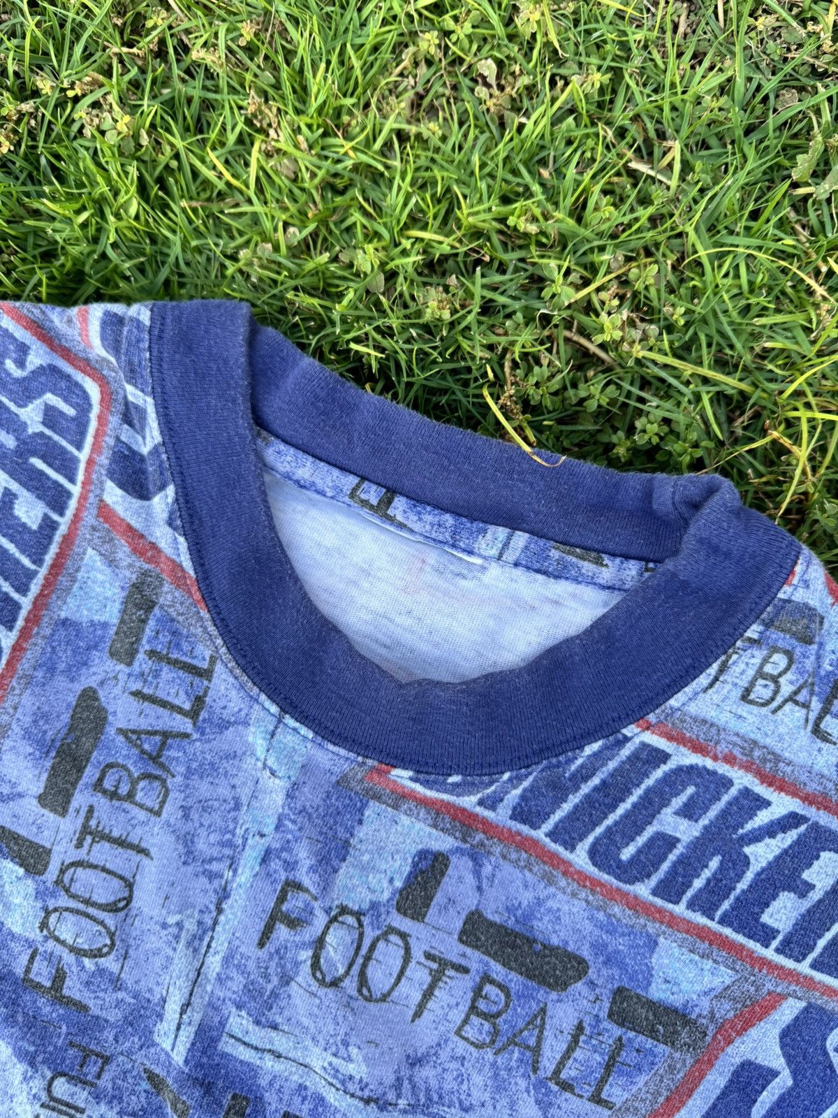 Vintage Snickers football all over print cotton t shirt vintage Size US XL / EU 56 / 4 - 5 Thumbnail