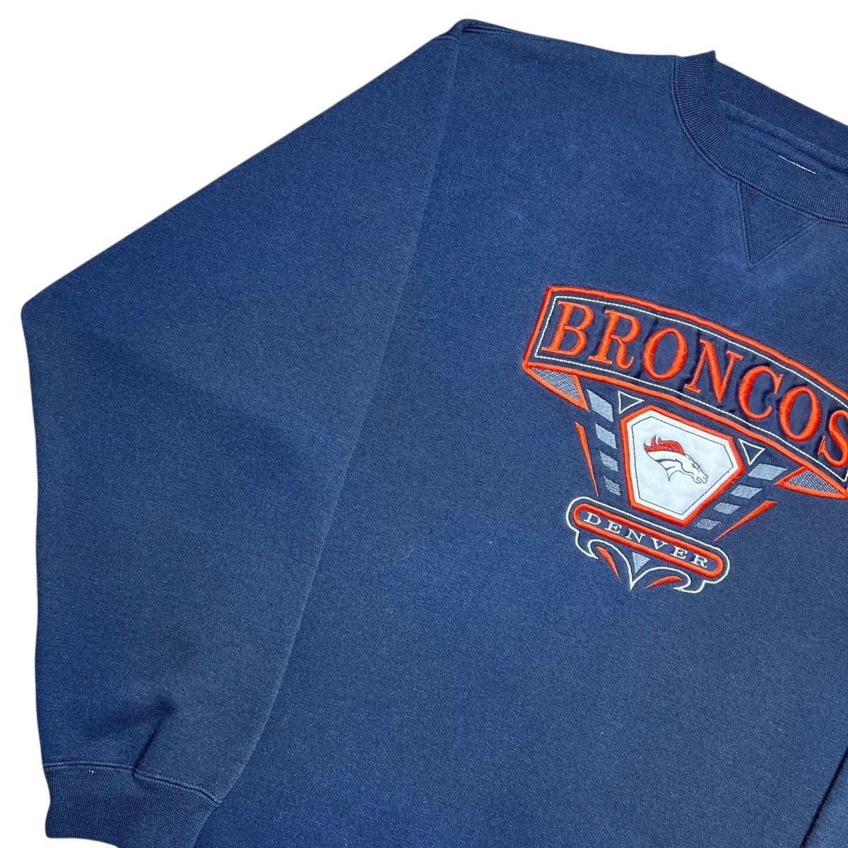 NFL Vintage 1990s NFL Denver Broncos Embroidered Sweatshirt Size US M / EU 48-50 / 2 - 15 Thumbnail