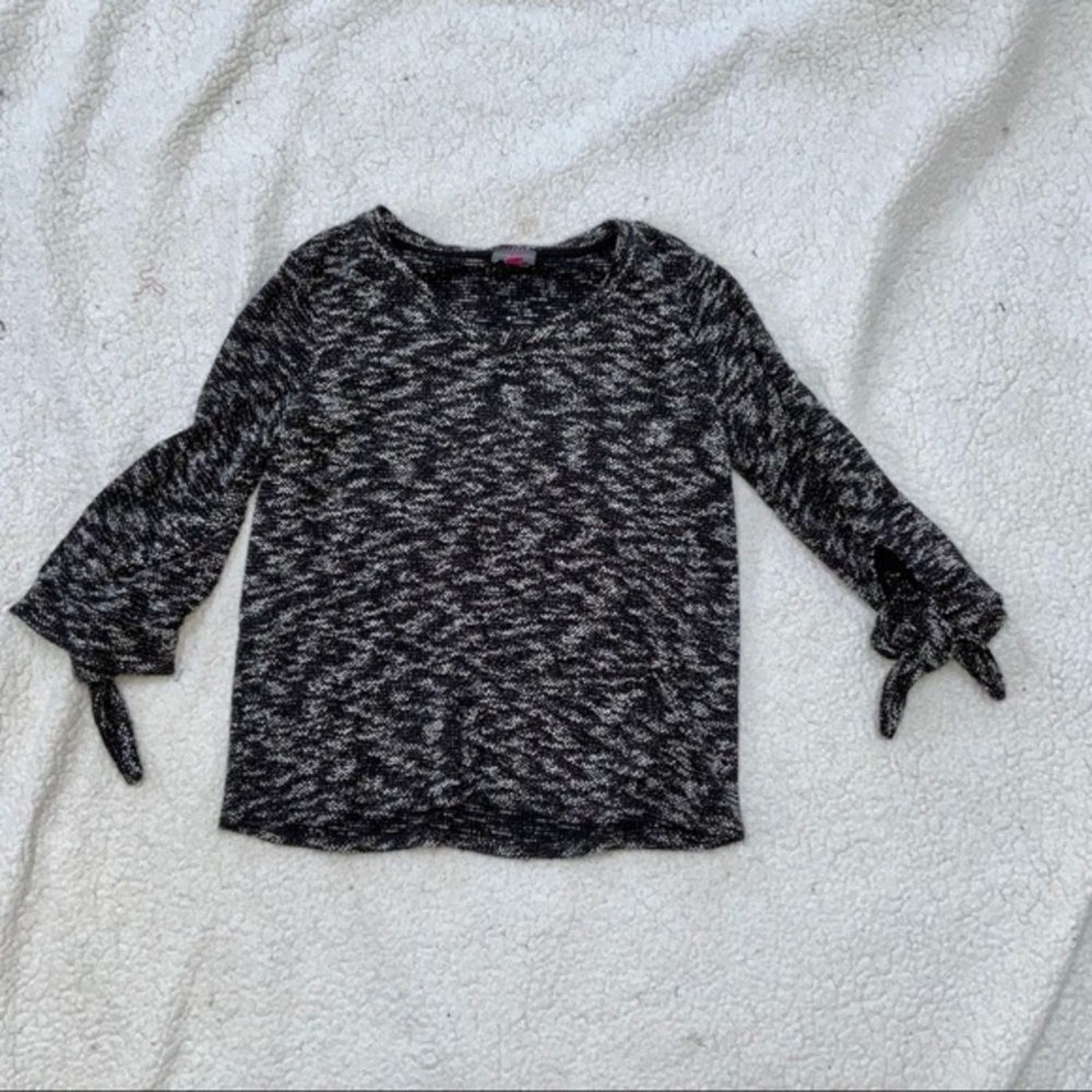 Vince Camuto Vince Camuto Black and White Knit Tie-Sleeve Blouse | Sz S Size S / US 4 / IT 40 - 2 Thumbnail