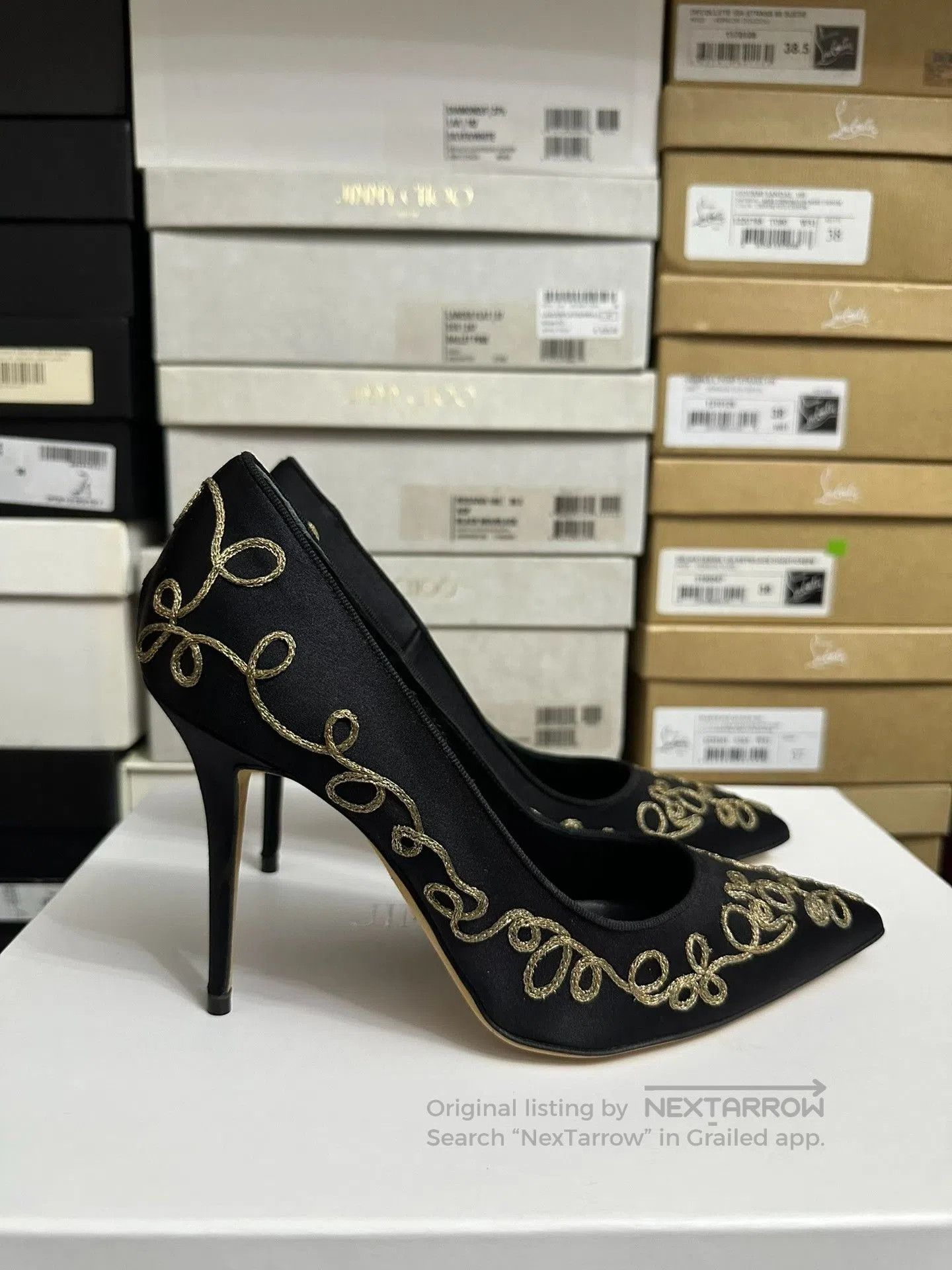Manolo Blahnik Manolo Blahnik Pointed-Toe High Heels. Size US 7 / IT 37 - 5 Thumbnail