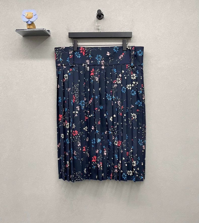 Balenciaga Balenciaga Navy Blue Floral Skirt Size 35" - 2 Thumbnail