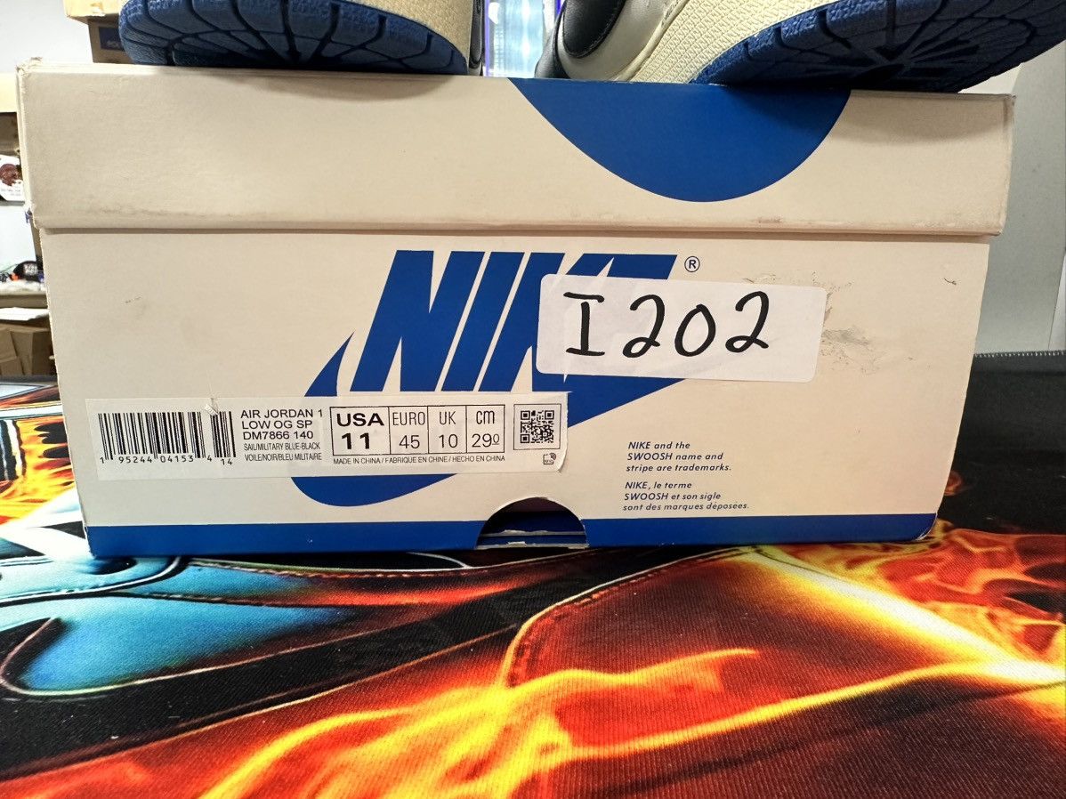 Nike × Travis Scott Travis scott low fragments Size US 11 / EU 44 - 13 Thumbnail