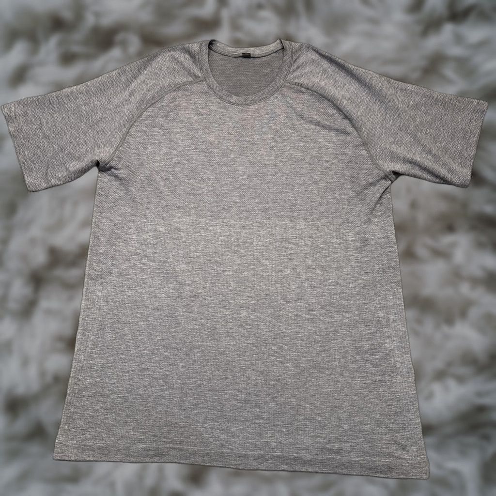 Lululemon Lululemon Metal Vent Tech Shirt Mens XL Gray Training Casual Gym Workout Vent Tech Shirt Size US XL / EU 56 / 4 - 1 Thumbnail