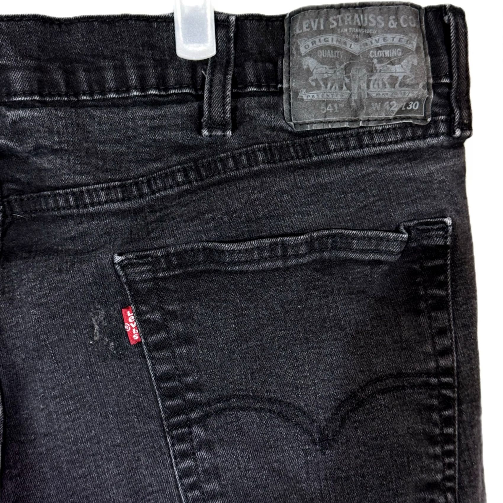 Levi's VINTAGE? No. Levi’s 541 Men’s Jeans 42 x 30 Black Denim Stretch Mid-Rise Straight Leg Size US 42 / EU 58 - 7 Thumbnail