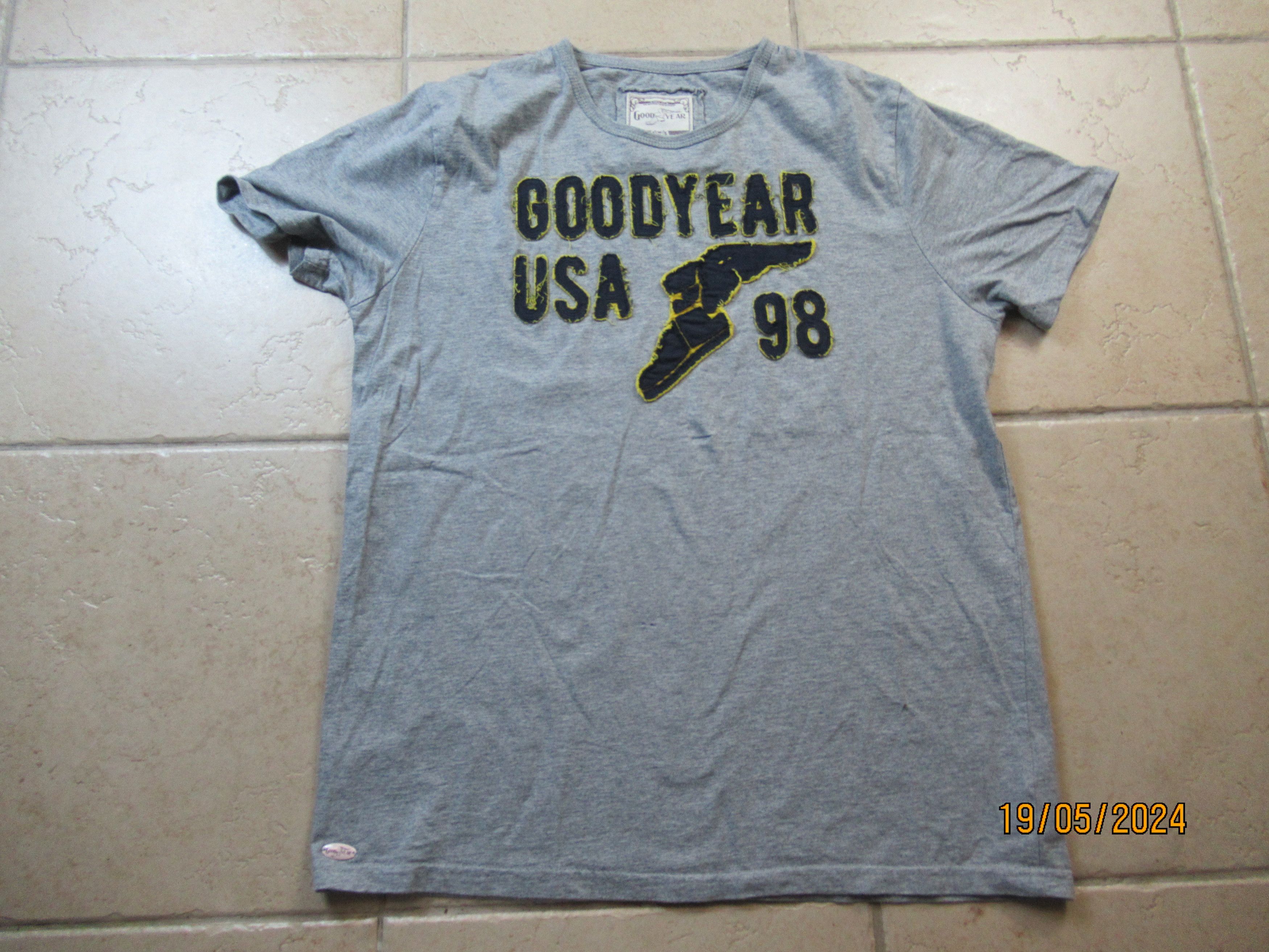 Other Good Year grey t-shirt Size US XL / EU 56 / 4 - 1 Thumbnail