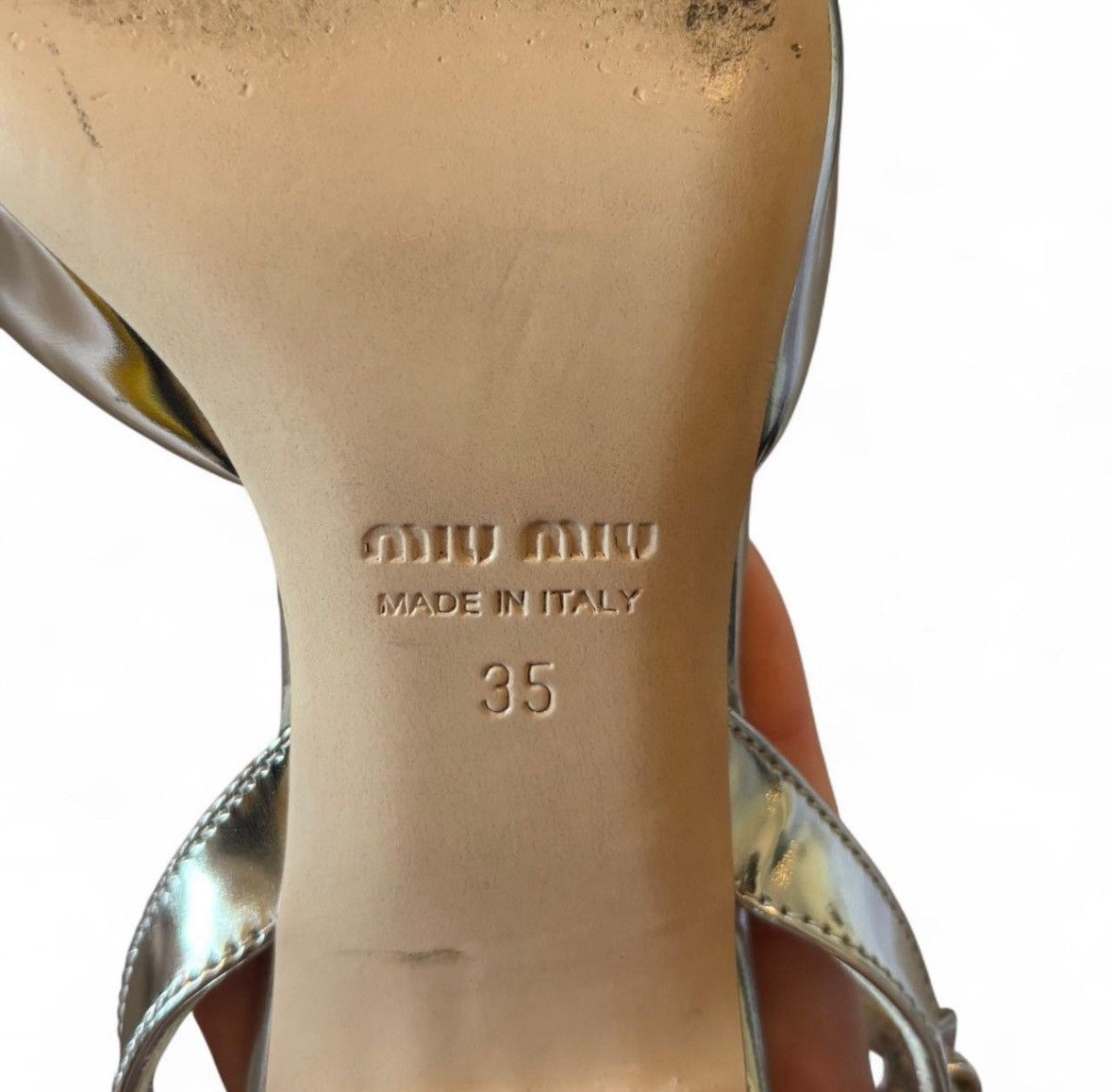Miu Miu Miu Miu Silver Patent Leather Pointed Toe Slingback Heels Size US 5 / IT 35 - 4 Thumbnail