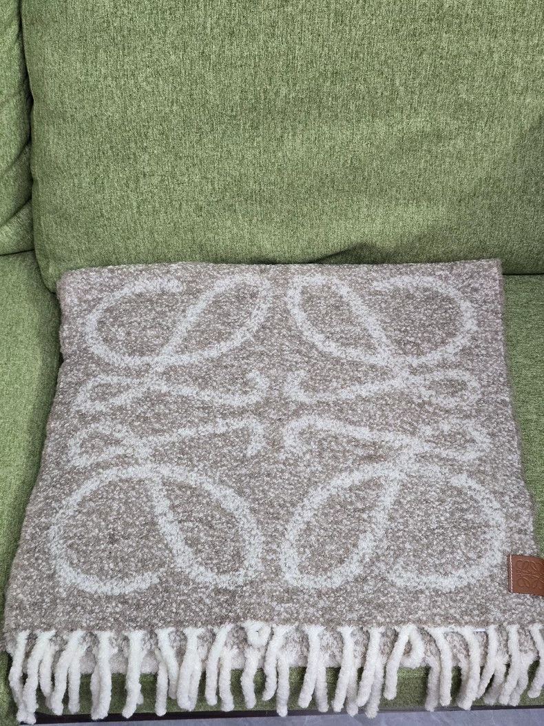 Loewe LOEWE A beige scarf with sheep's hair Size ONE SIZE - 3 Thumbnail