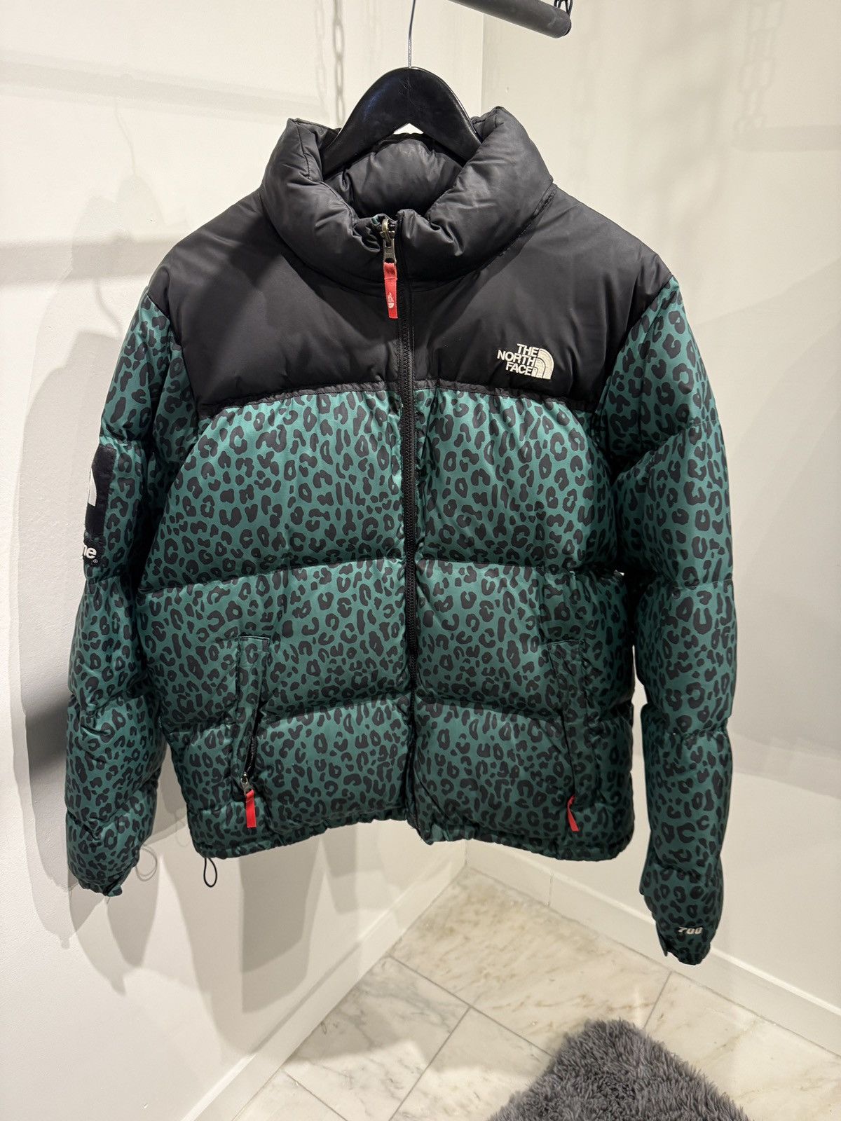 Supreme x the north face leopard nuptse on sale