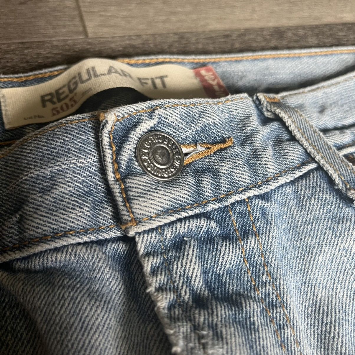 Levi's Vintage Levi’s 505 Light Blue Regular Fit Denim Jeans 34x30 Size US 34 / EU 50 - 9 Thumbnail
