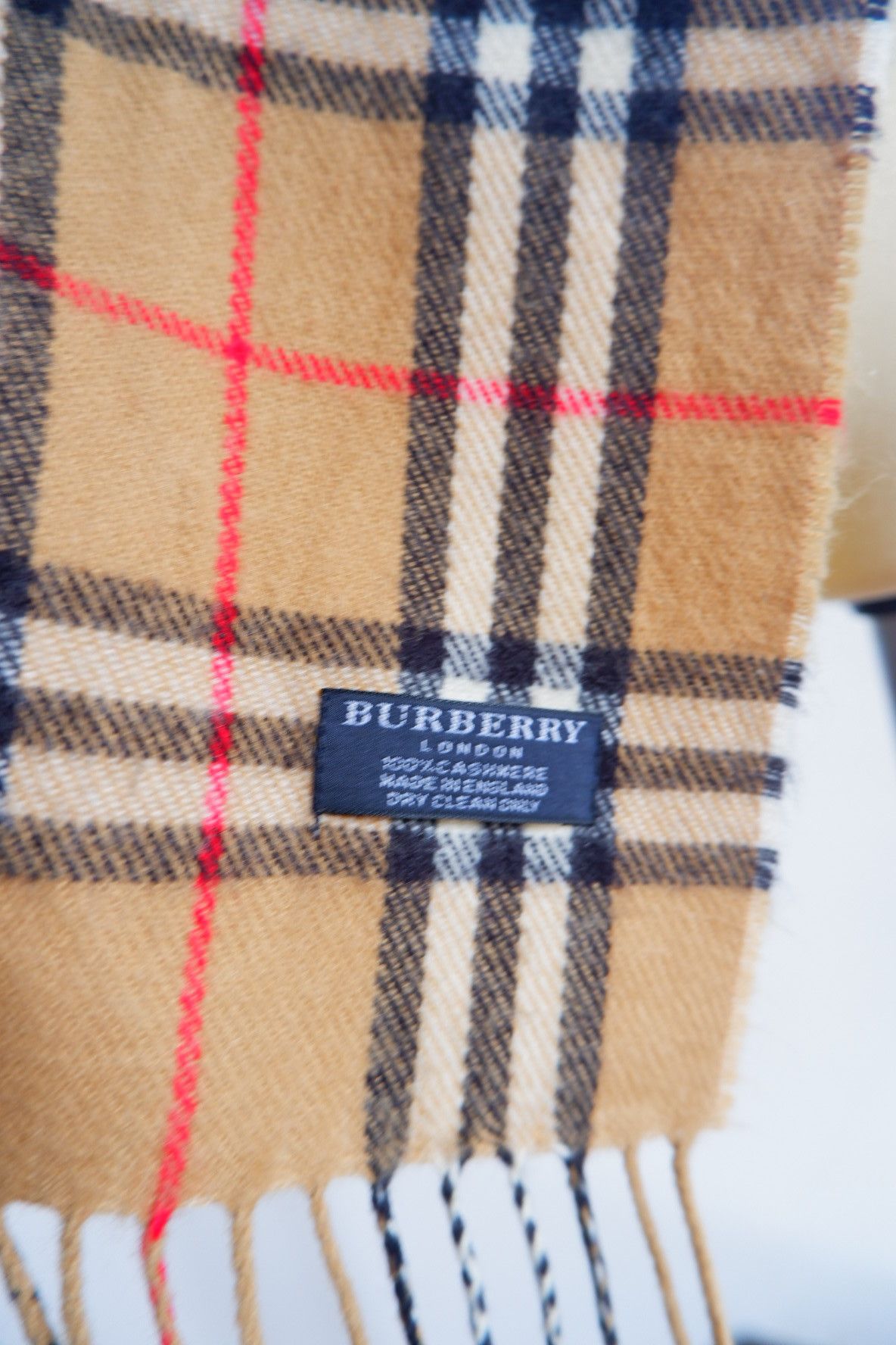 Burberry Burberry 100%Cashmere Scarfs Size ONE SIZE - 5 Thumbnail