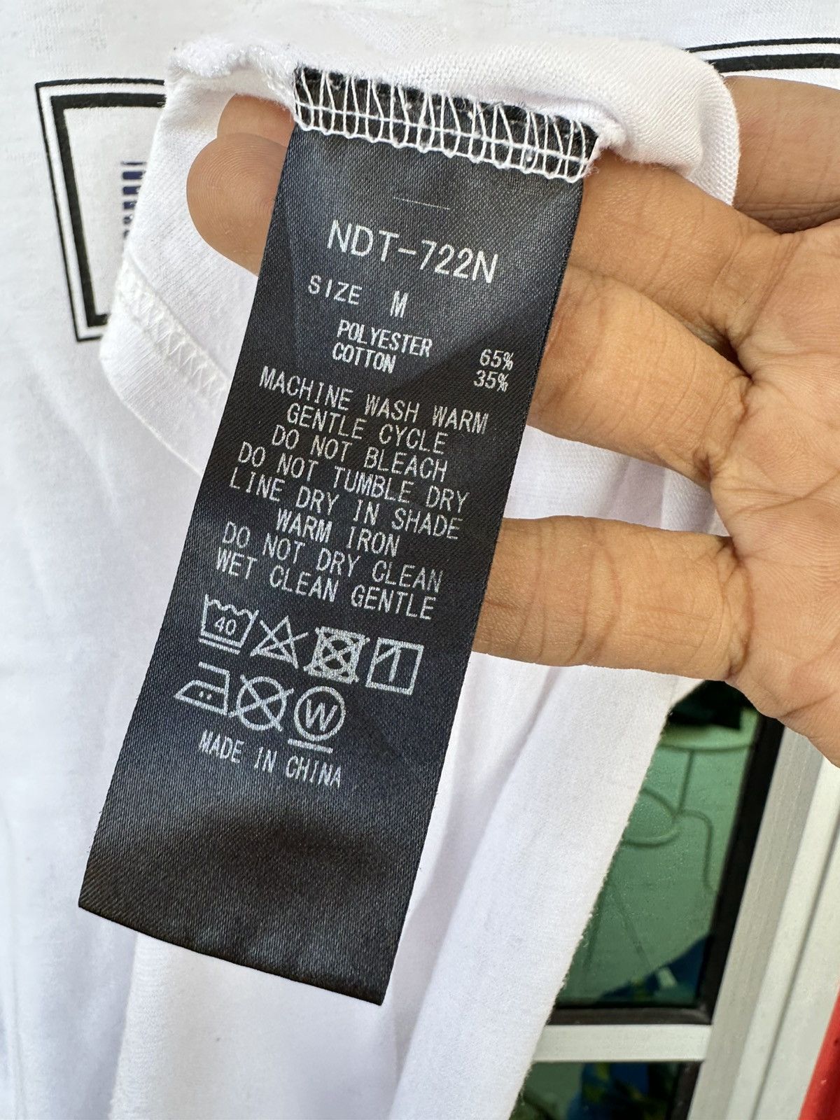Number (N)ine Number (N)ine Spellout Box Logo V-Neck Tee Size US M / EU 48-50 / 2 - 4 Thumbnail