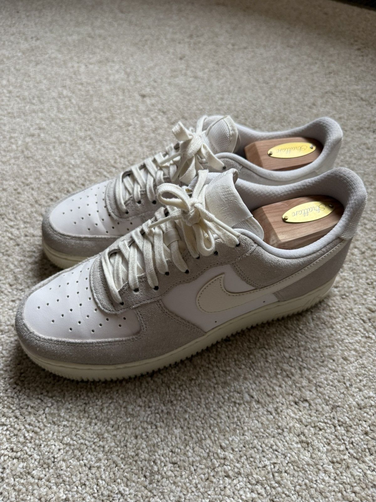 Nike Nike Air Force One Size US 8.5 / EU 41-42 - 1 Thumbnail