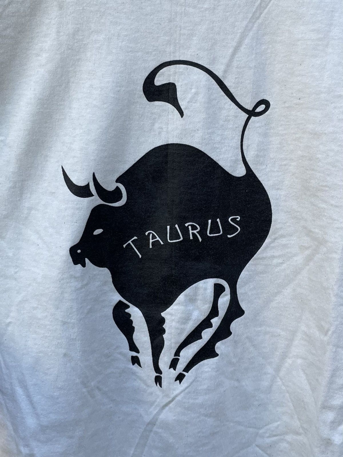 Vintage Vintage 90s Oneita Taurus Zodiac Sign S/S Graphic T Shirt Size US XL / EU 56 / 4 - 3 Thumbnail