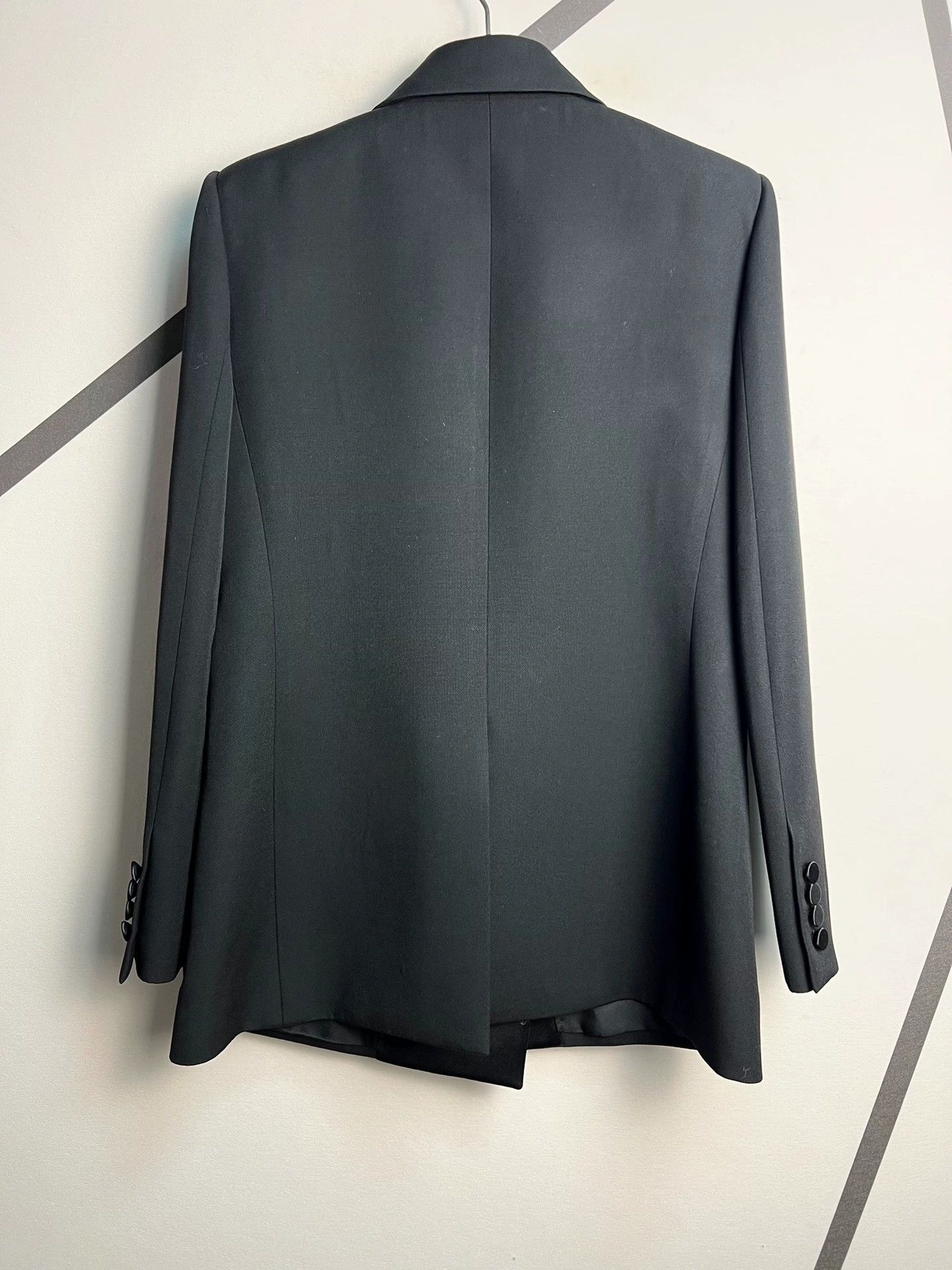 Saint Laurent Paris Authentic Saint Laurent double-breasted smoking suit Size M / US 6-8 / IT 42-44 - 2 Thumbnail