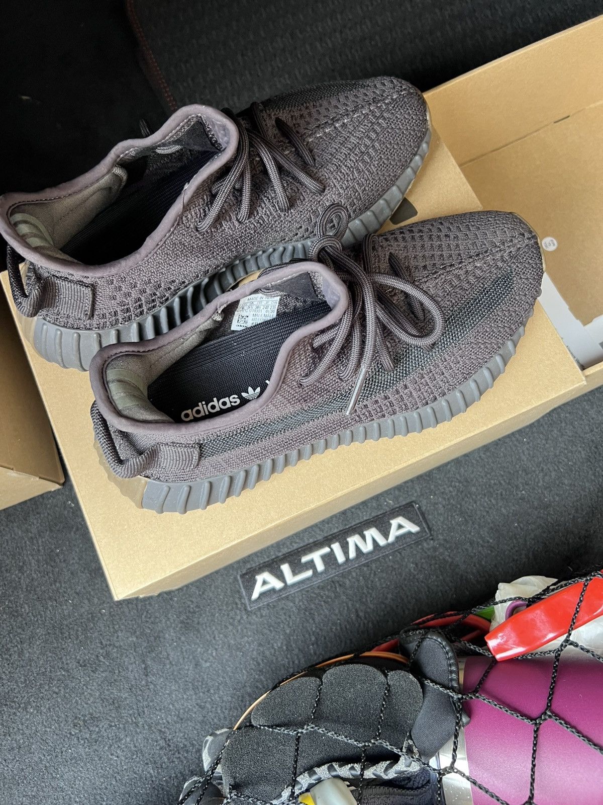 Yeezy Yeezy 350 boost Size US 6 / EU 39 - 5 Thumbnail