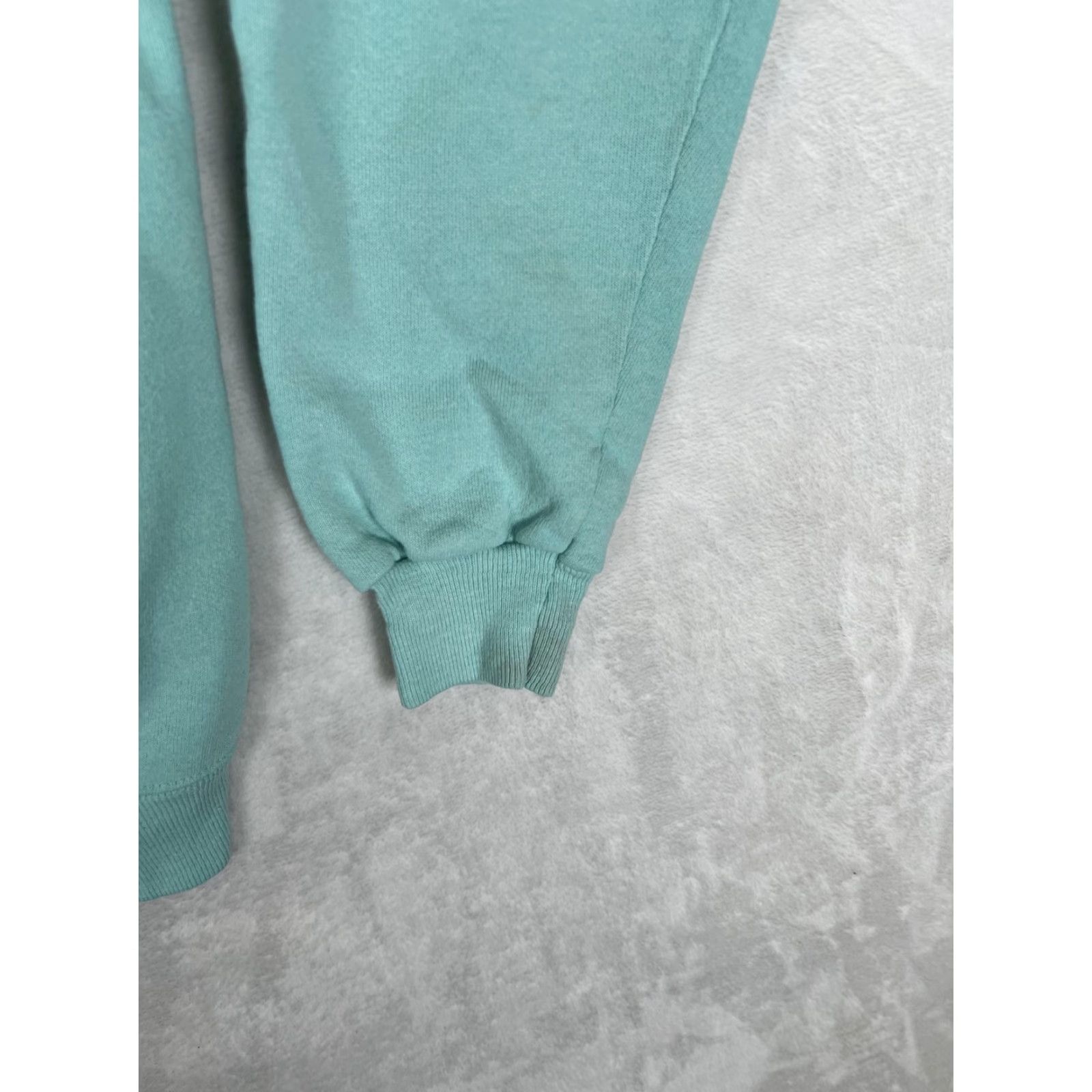 Hanes VINTAGE Hecker Pass Summer Sweatshirt Mens M/L Green Born To Picnic Fleece 1991 Size US M / EU 48-50 / 2 - 7 Thumbnail