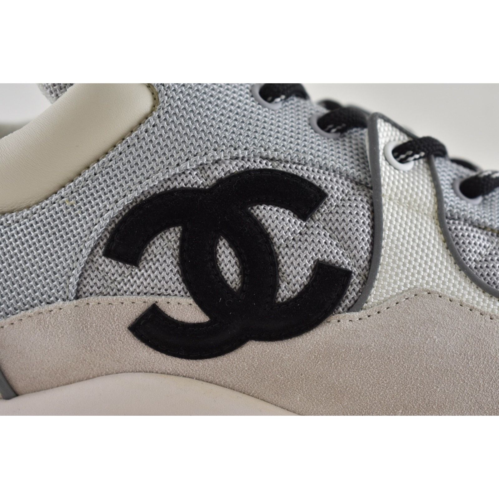 Chanel Mens Grey Suede CC Logo Low Top Trainer Sneaker 44 11 Size US 11 / EU 44 - 4 Thumbnail