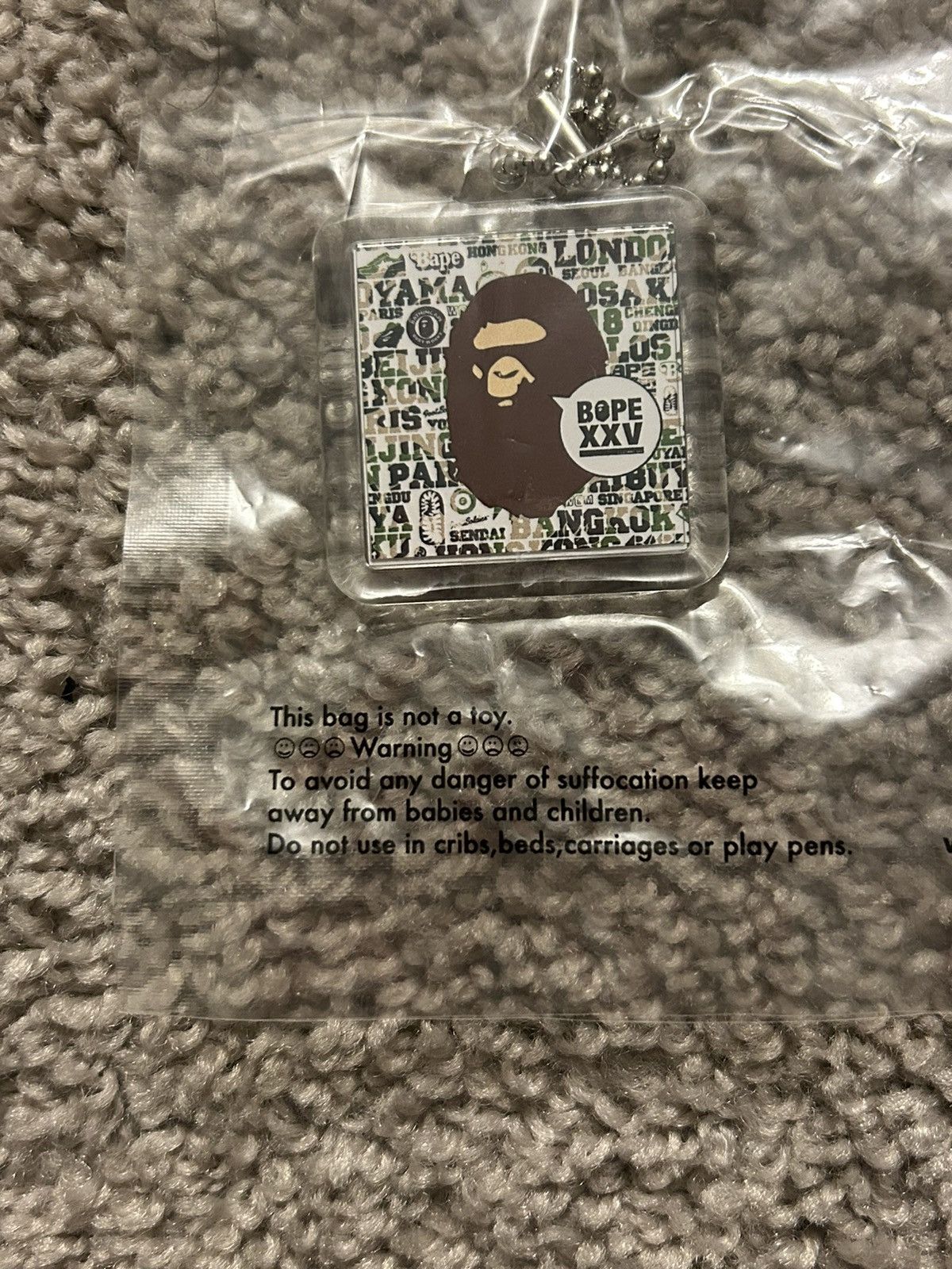 Bape A Bathing Ape Bape Cities Key Chain Size ONE SIZE - 6 Thumbnail