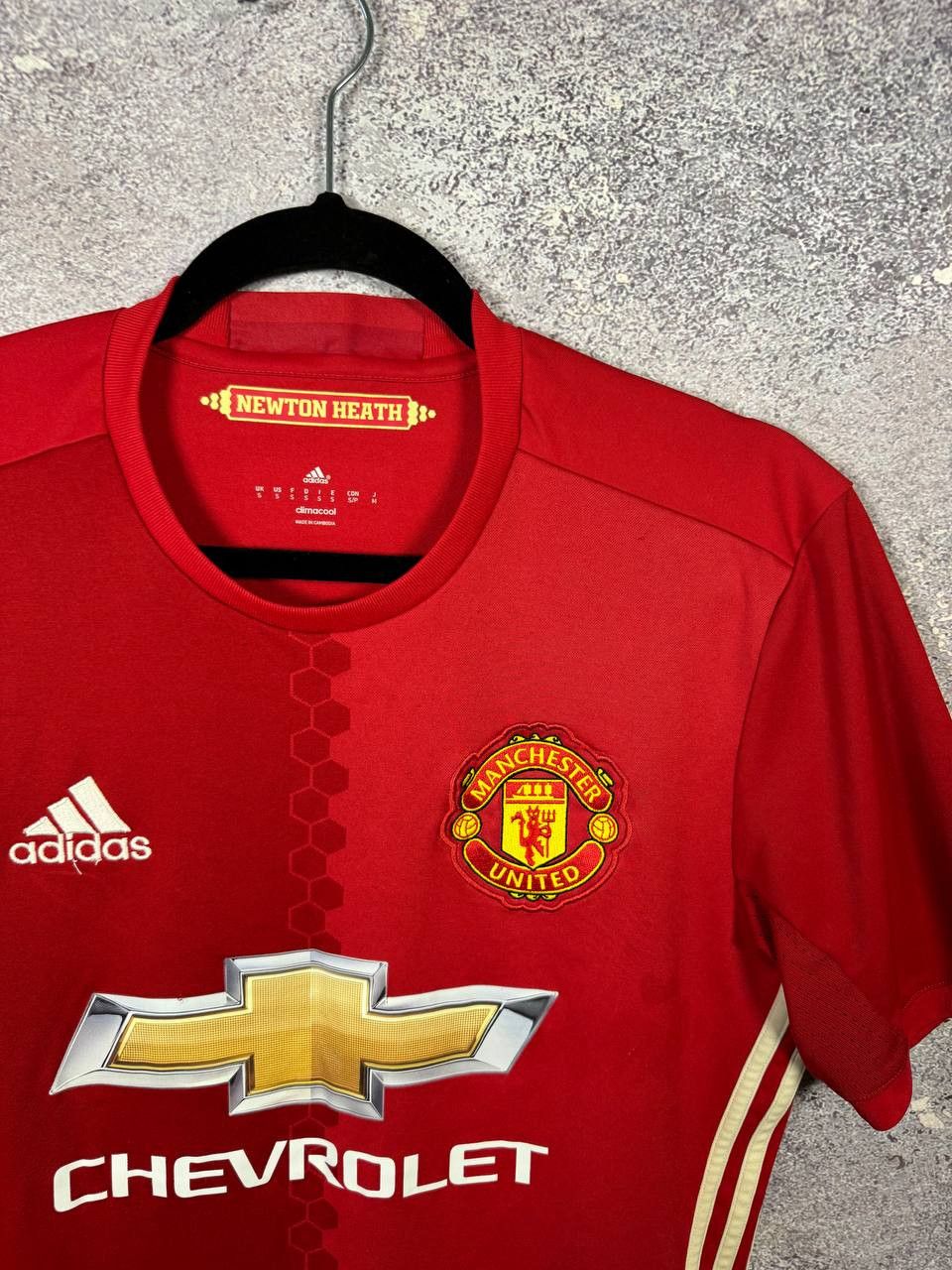 Adidas Vintage Manchester United 2016/17 Adidas Soccer Jersey Size US S / EU 44-46 / 1 - 6 Thumbnail