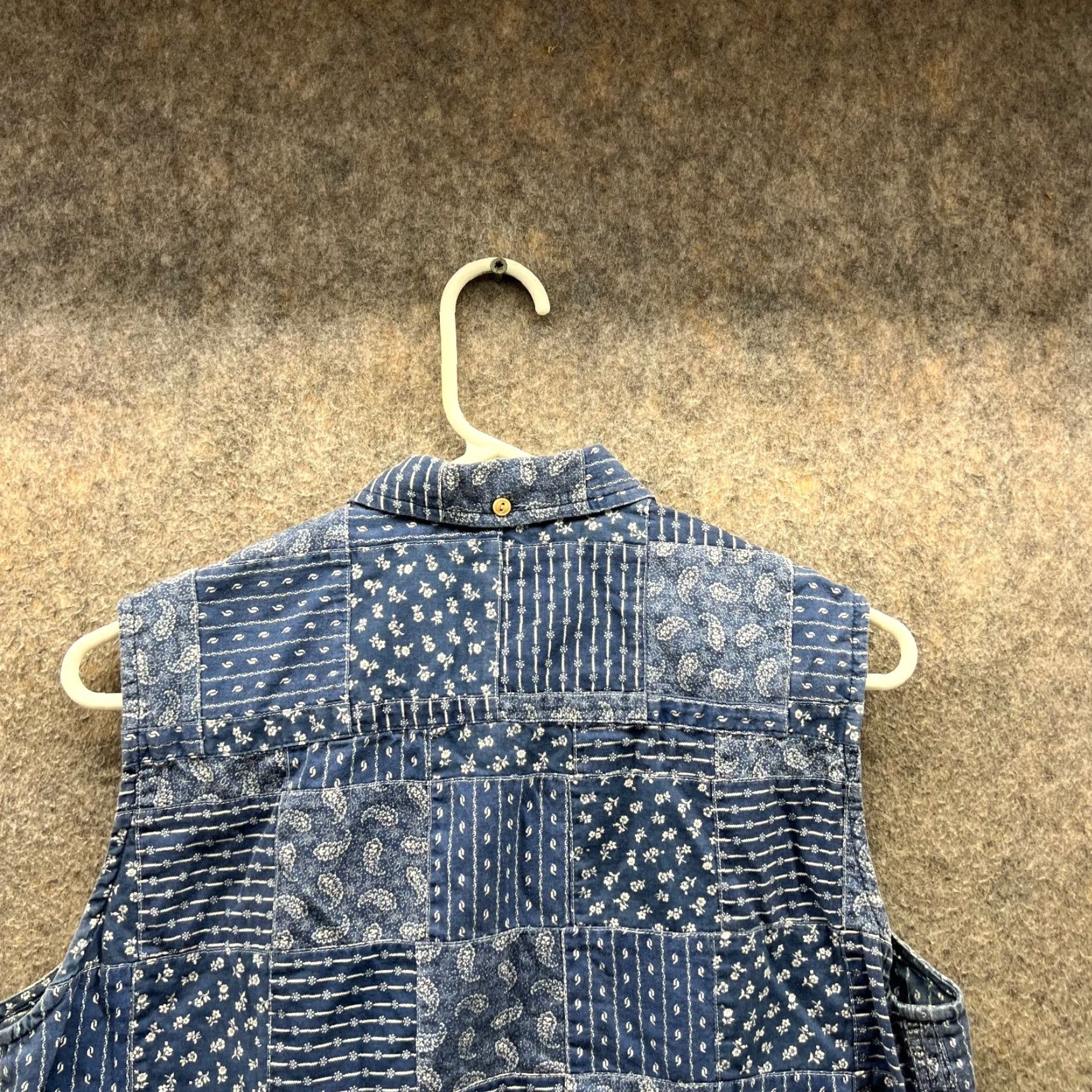 Ralph Lauren Lauren Ralph Lauren Shirt Women Large Denim Blue Button Down Sleeveless Floral Size L / US 10 / IT 46 - 5 Thumbnail
