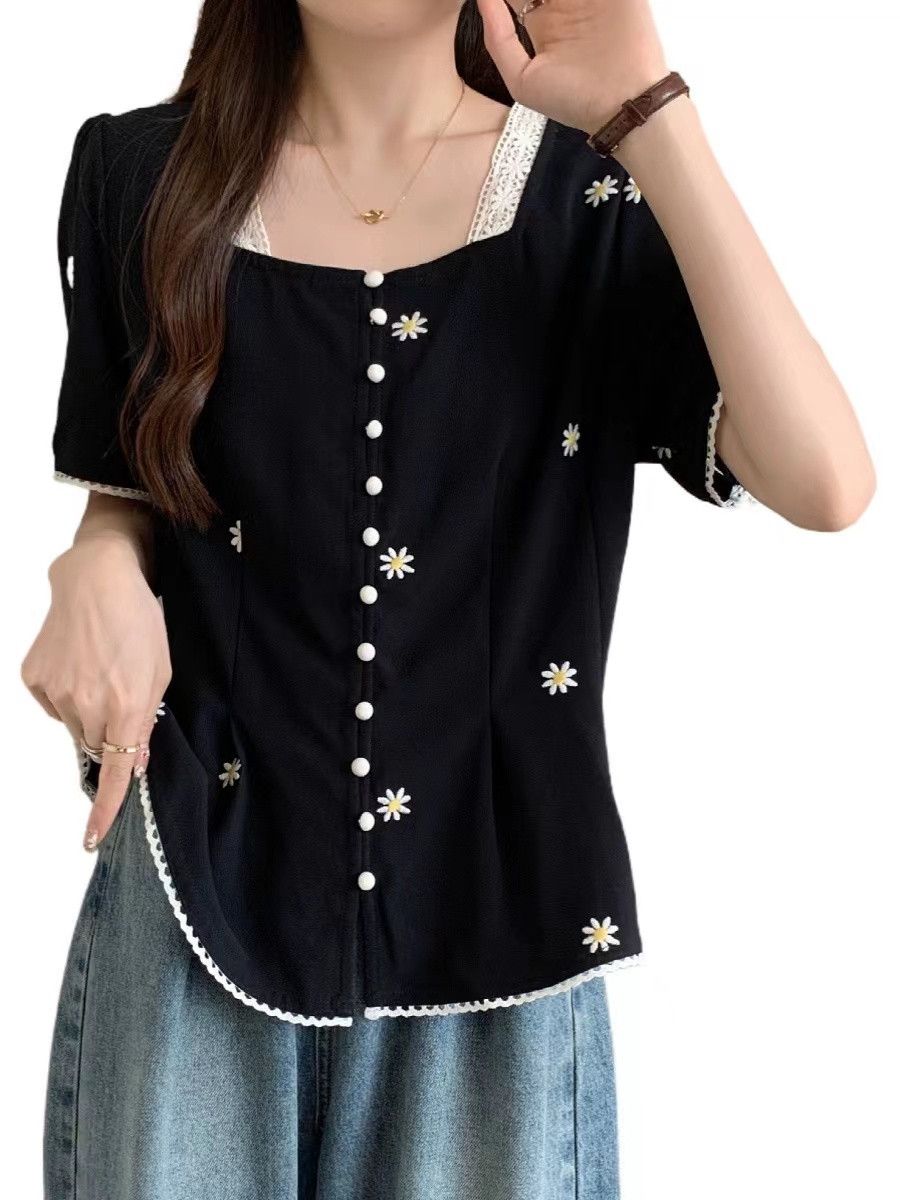 image of Vintage Little Daisy Embroidered Shirt Top in Black, Women's (Size Medium)
