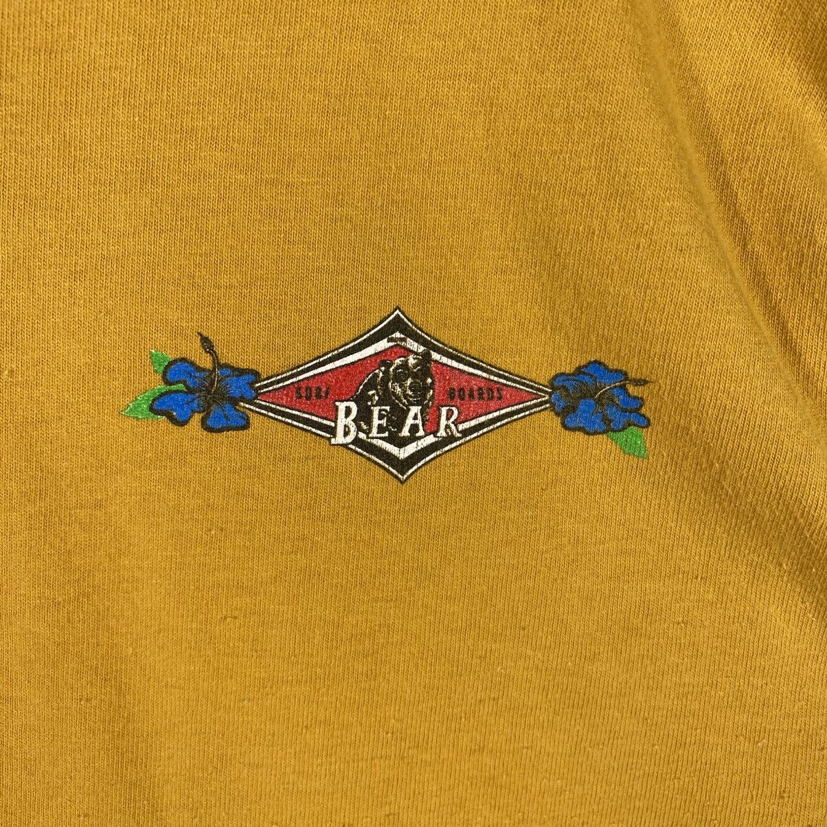 Vintage Vintage 90's BEAR SURF BOARDS Graphic Surf Tee Shirt Size US L / EU 52-54 / 3 - 4 Thumbnail