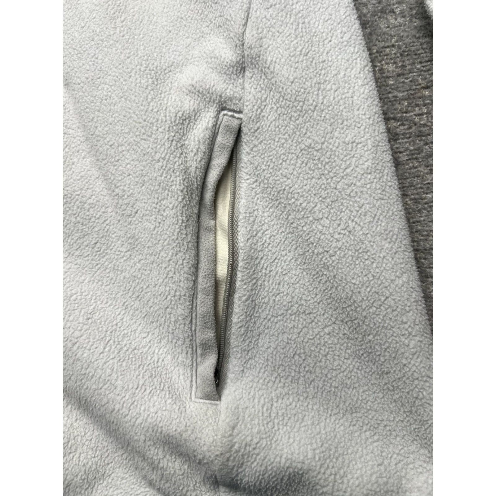 Patagonia Patagonia Jacket Women’s Small Full Zip White Fleece Sweatshirt Stretch Size S / US 4 / IT 40 - 5 Thumbnail