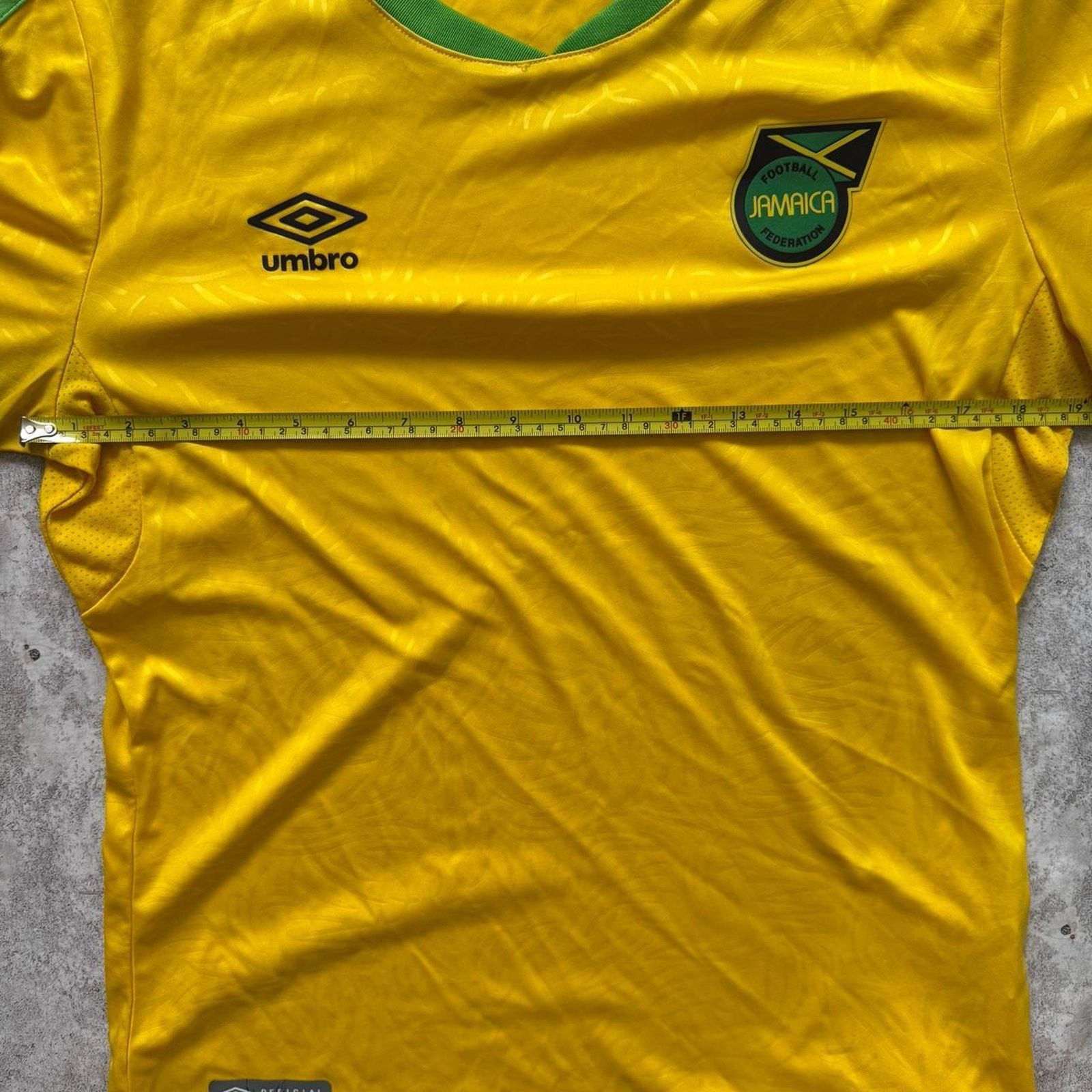 Umbro Women’s Jamaica 2018-19 Umbro Home Jersey – Size XL Size XL / US 12-14 / IT 48-50 - 7 Thumbnail