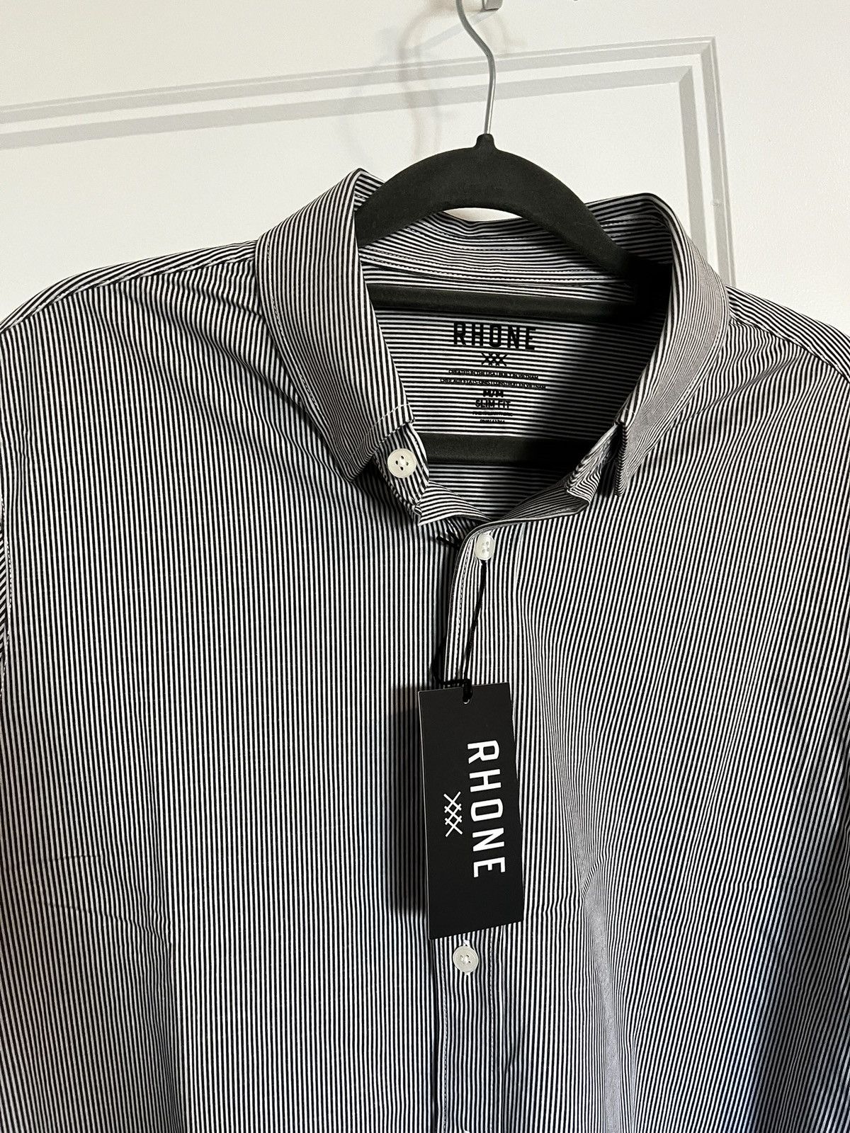 Rhone Commuter® Shirt - Slim Fit - Medium Size US M / EU 48-50 / 2 - 3 Thumbnail