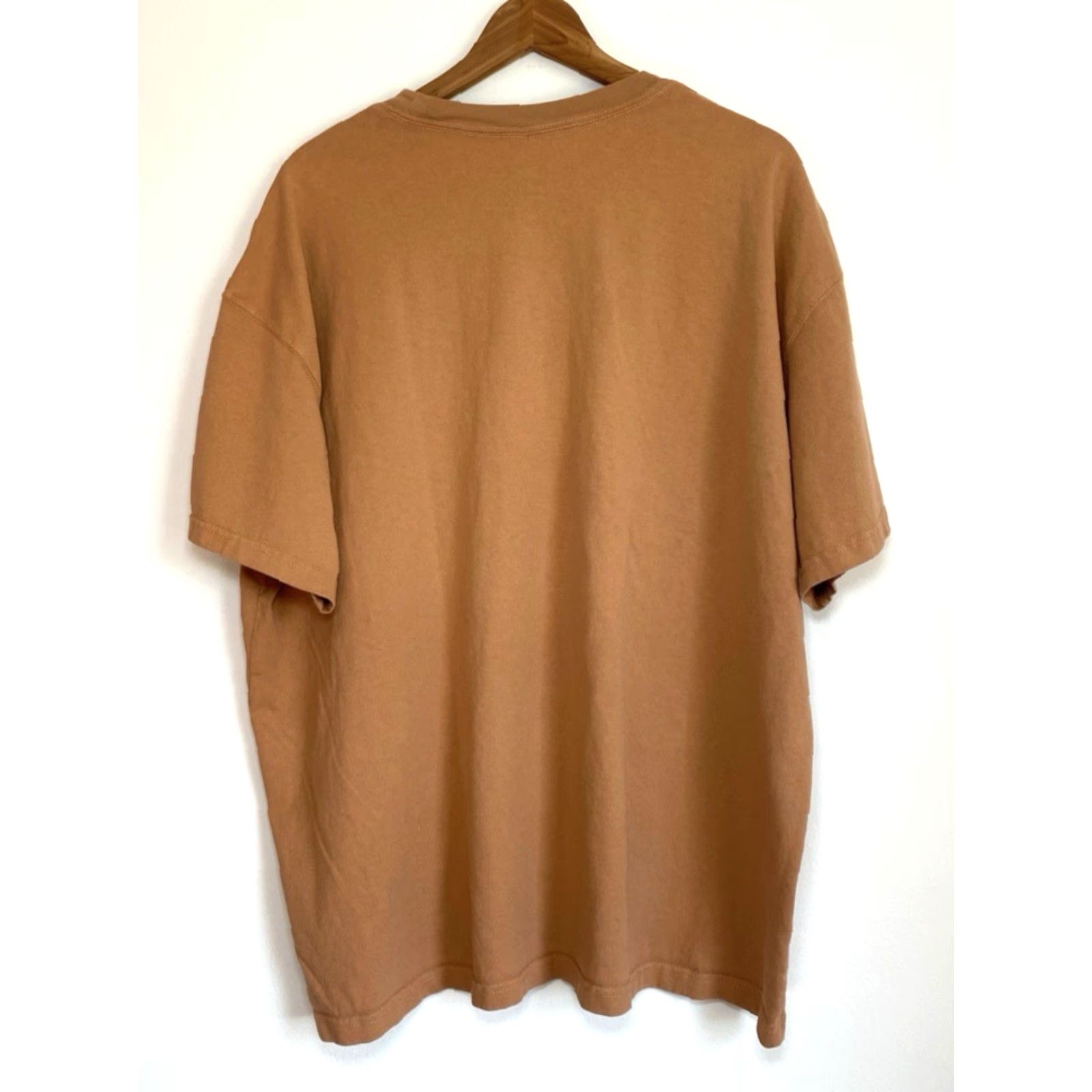 Nike VINTAGE Nike Max90 T-Shirt Men’s 2XL Amber Brown Nike Sportswear Max90 Tee Loose Fit Crew Neck Short Sleeve Logo 2020s Mens Size US XXL / EU 58 / 5 - 4 Thumbnail