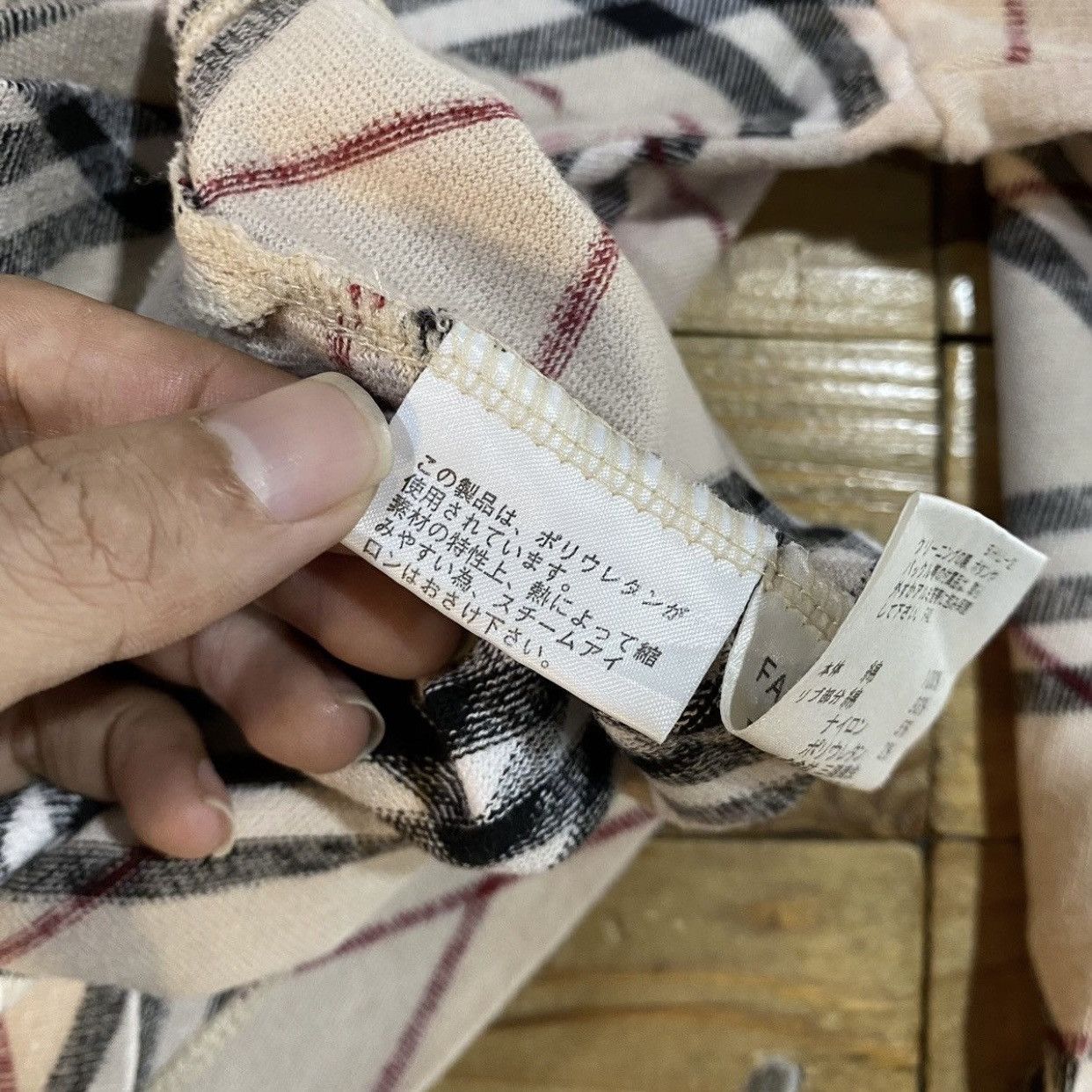 Burberry Burberry London women’s knit sweater (Japan-market piece) Size S / US 4 / IT 40 - 14 Thumbnail