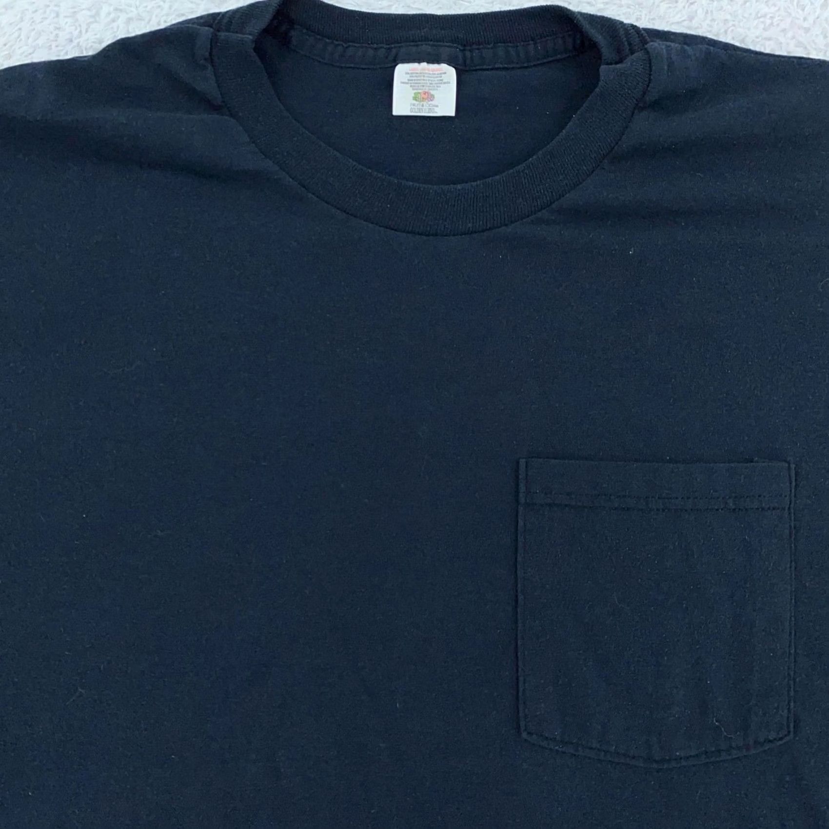 Fruit Of The Loom VINTAGE Fruit of the Loom Pocket Shirt Mens M Black Crew Neck Short Sleeve Cotton Blend Tee Size US M / EU 48-50 / 2 - 2 Thumbnail