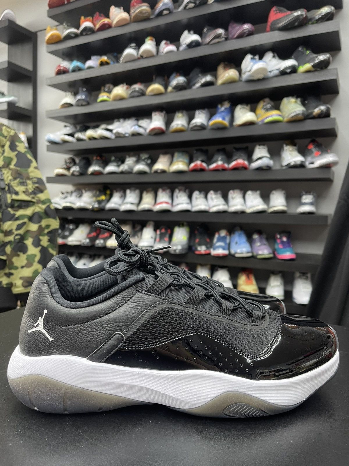 Jordan Brand Size 13 - Jordan 11 CMFT Low Black & White Size US 13 / EU 46 - 3 Thumbnail