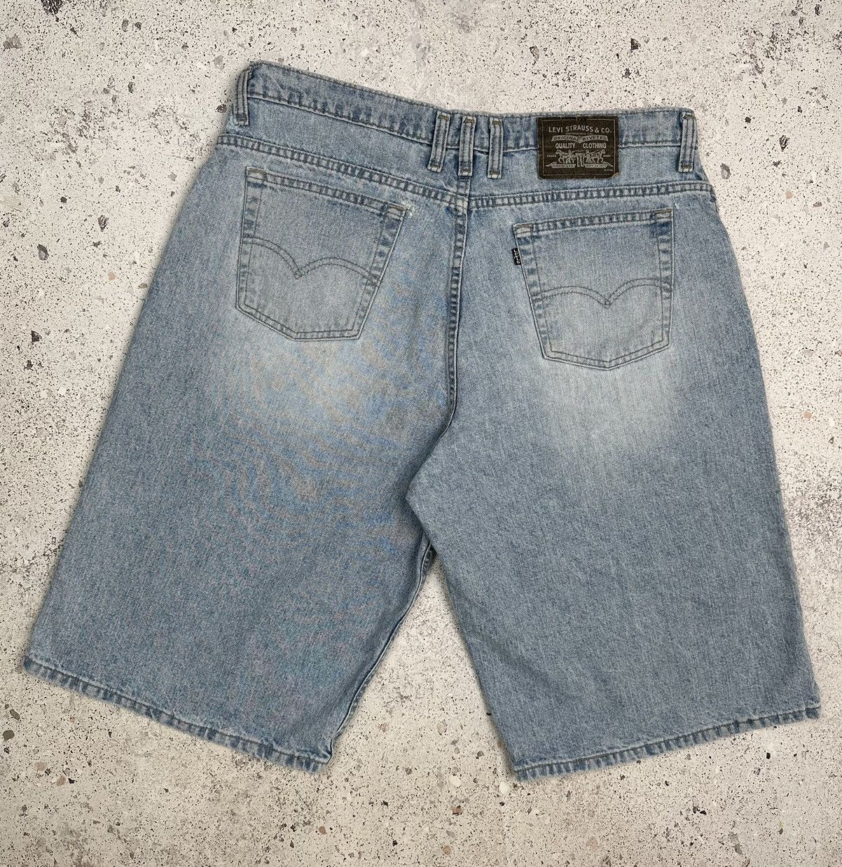 Levi's × Vintage Vintage 90’s Levi’s Black Tab Denim Shorts (38) Men long fit Size US 38 / EU 54 - 1 Thumbnail