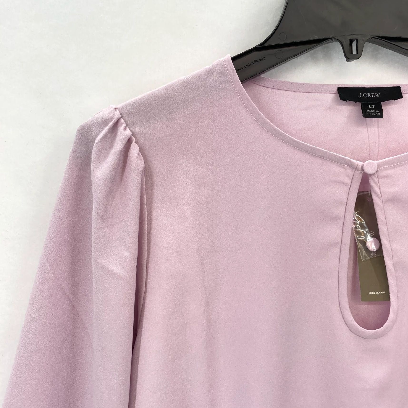 J.Crew J.Crew Puff Sleeve Satin Back Crepe Top Women's Large Tall Pink Keyhole Neckline Shirt Size L / US 10 / IT 46 - 3 Thumbnail