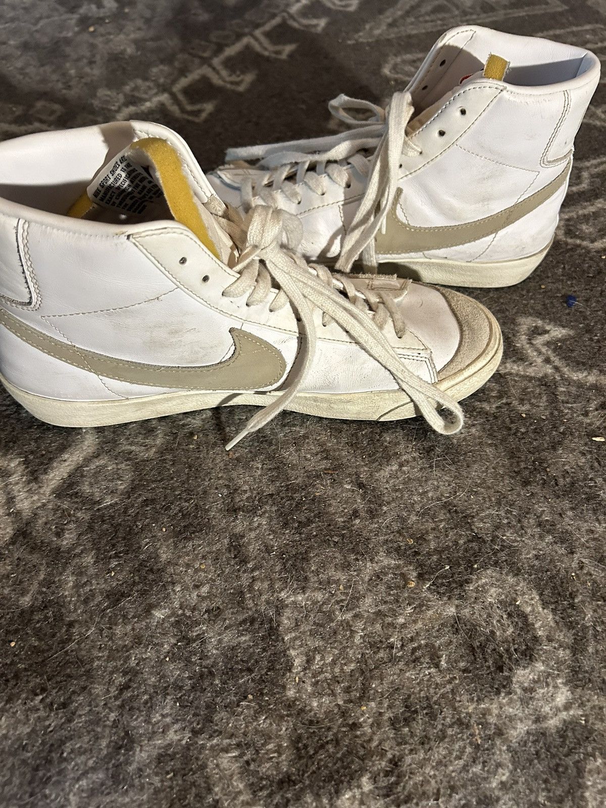 Nike Tan/Grey Nike Blazer Mid ‘77 size 9 (read description) Size US 9 / EU 42 - 5 Thumbnail