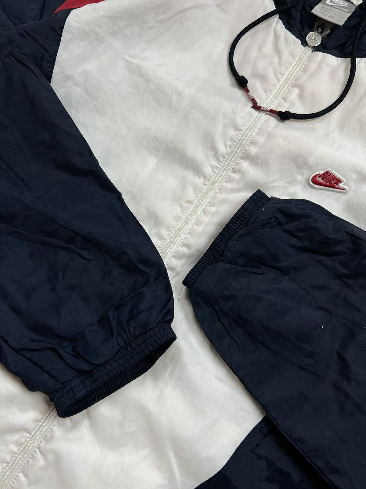 Nike 00s Nike Retro Logo Vintage Y2K Oversized Hooded Jacket Size US L / EU 52-54 / 3 - 9 Thumbnail